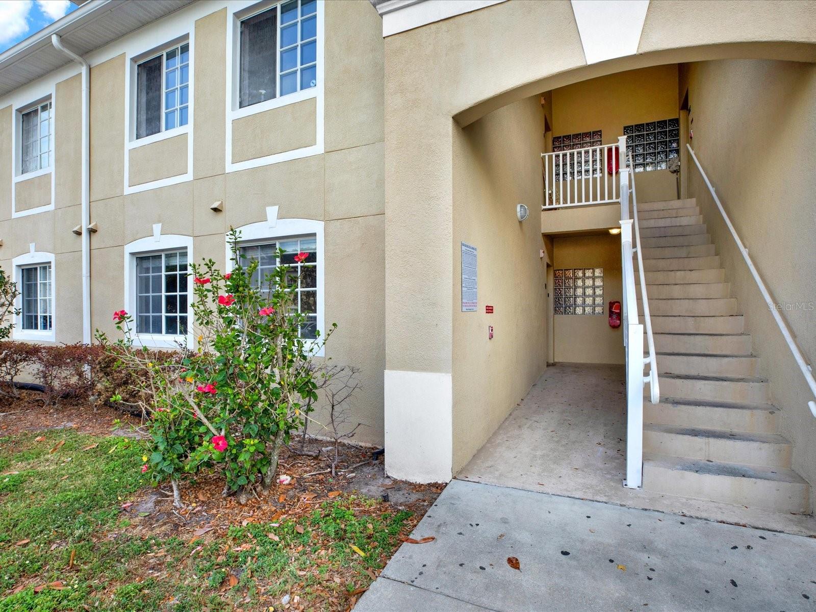 6017 Portsdale Pl #101 Property Photo