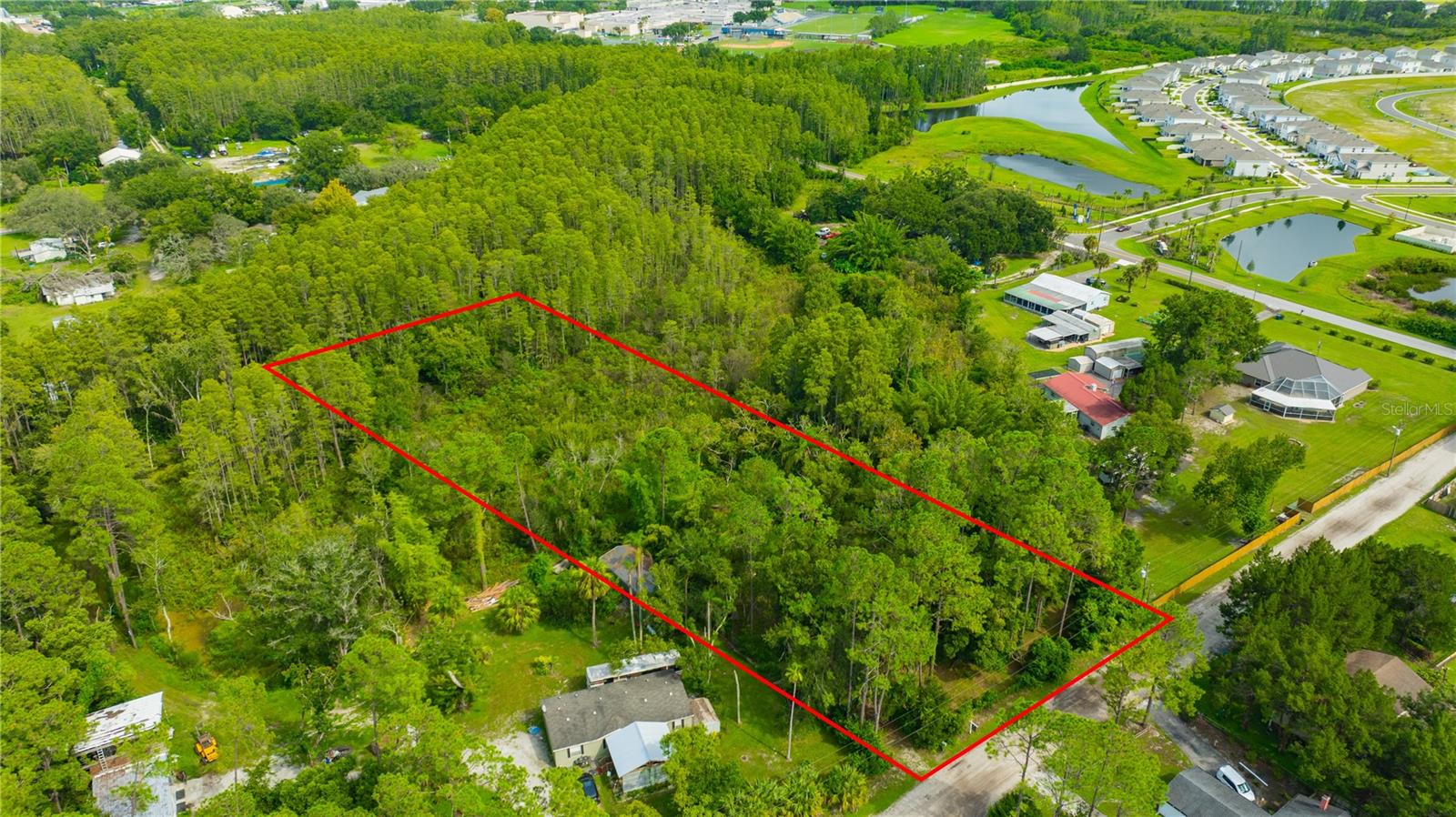 7408 Tom Dr Property Photo 3