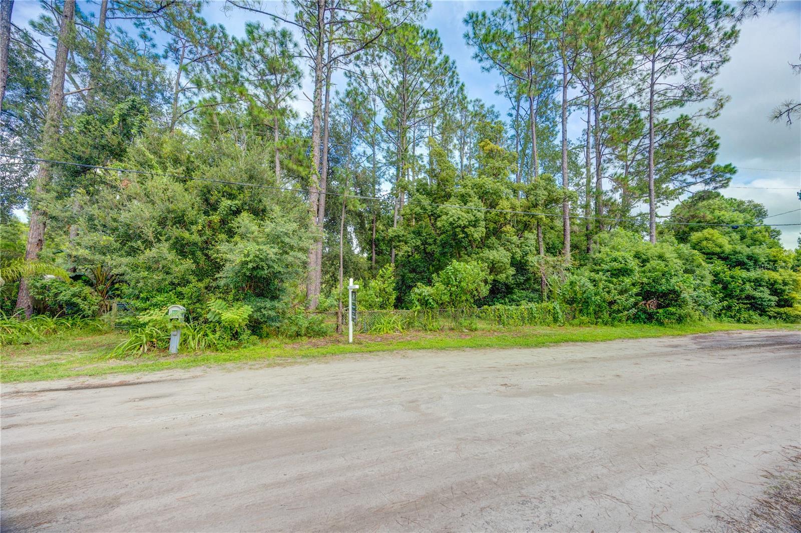 7408 Tom Dr Property Photo 14