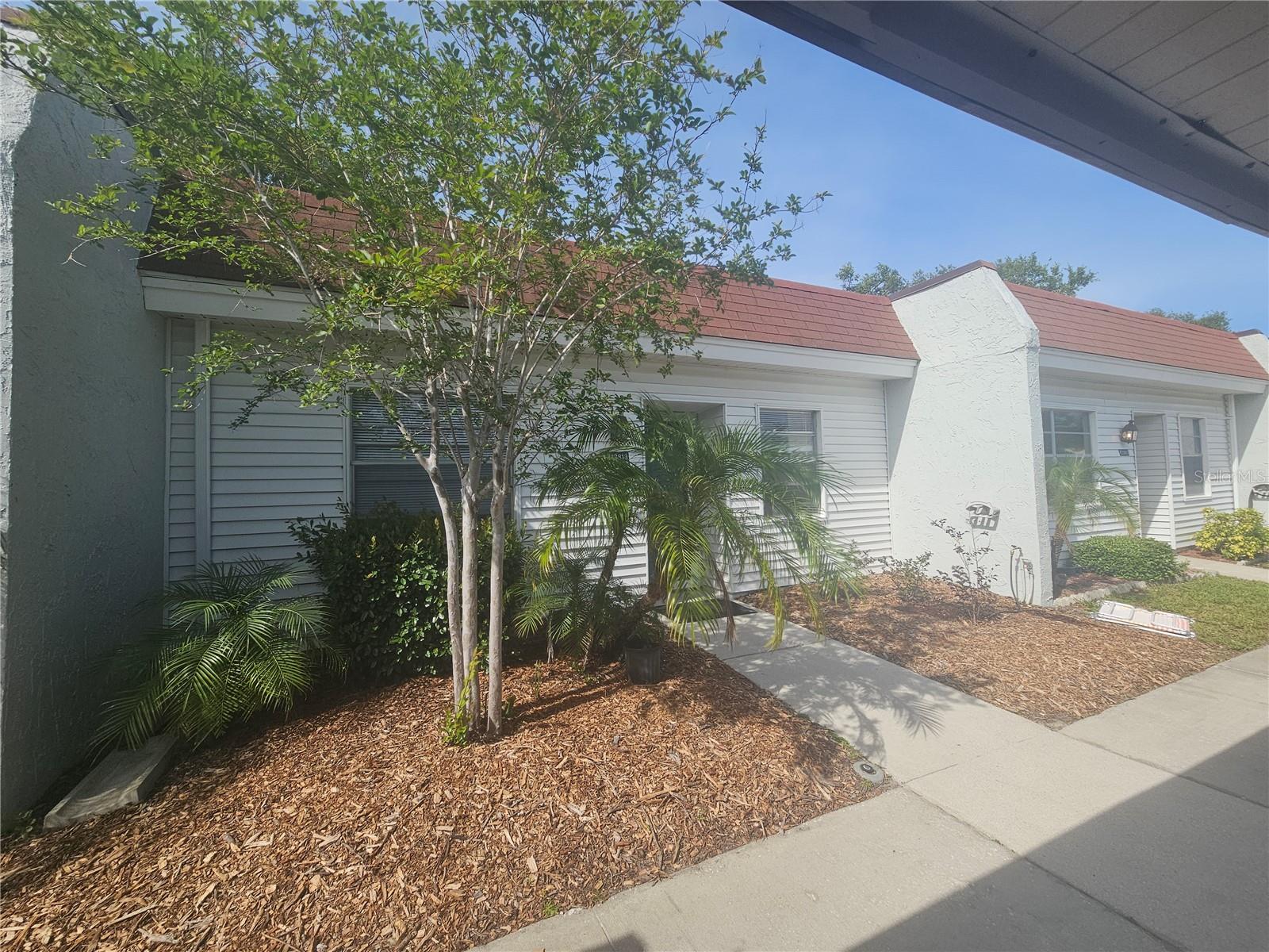 13813 Mission Oaks Blvd Property Photo 1