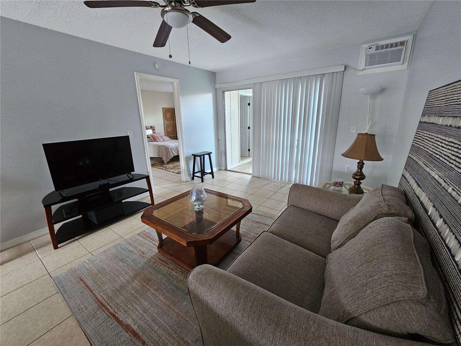13813 Mission Oaks Blvd Property Photo 10