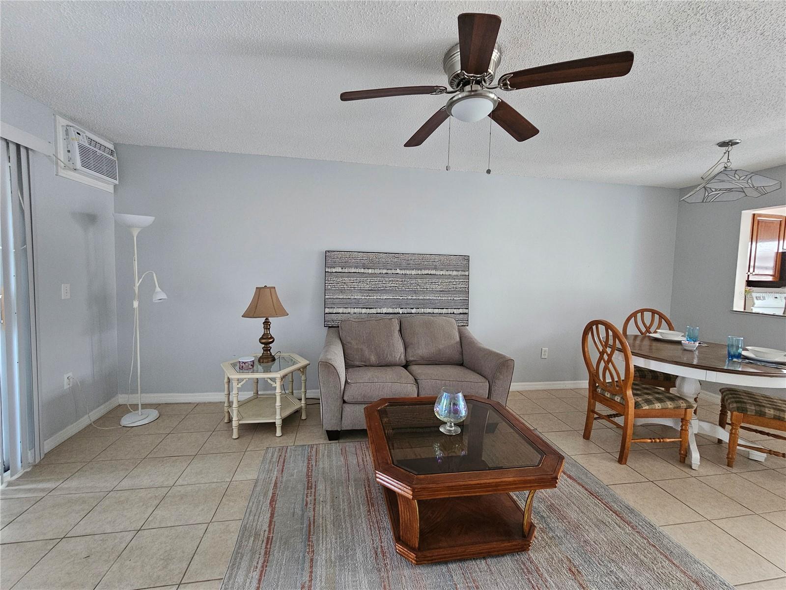 13813 Mission Oaks Blvd Property Photo 11