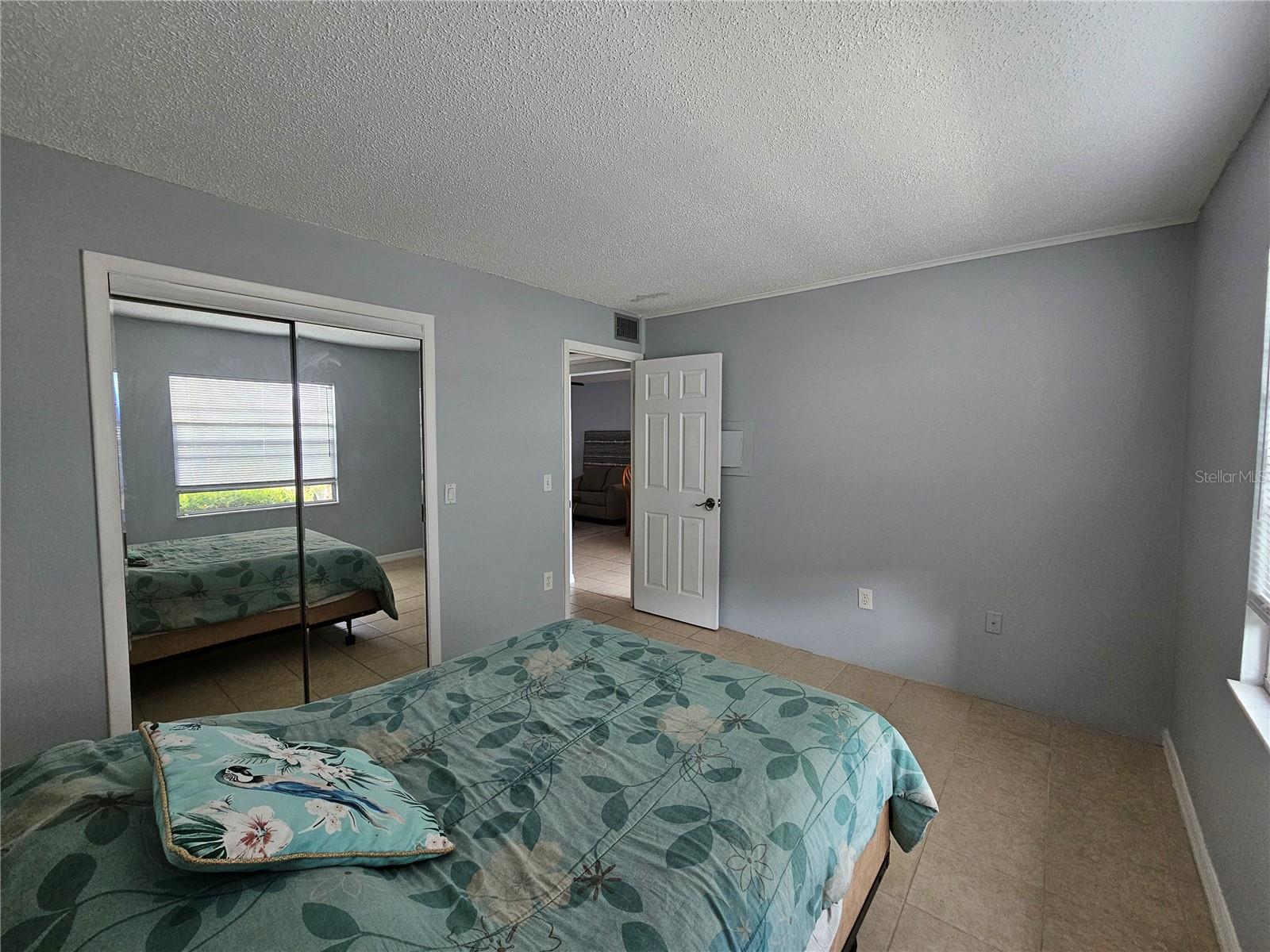 13813 Mission Oaks Blvd Property Photo 14