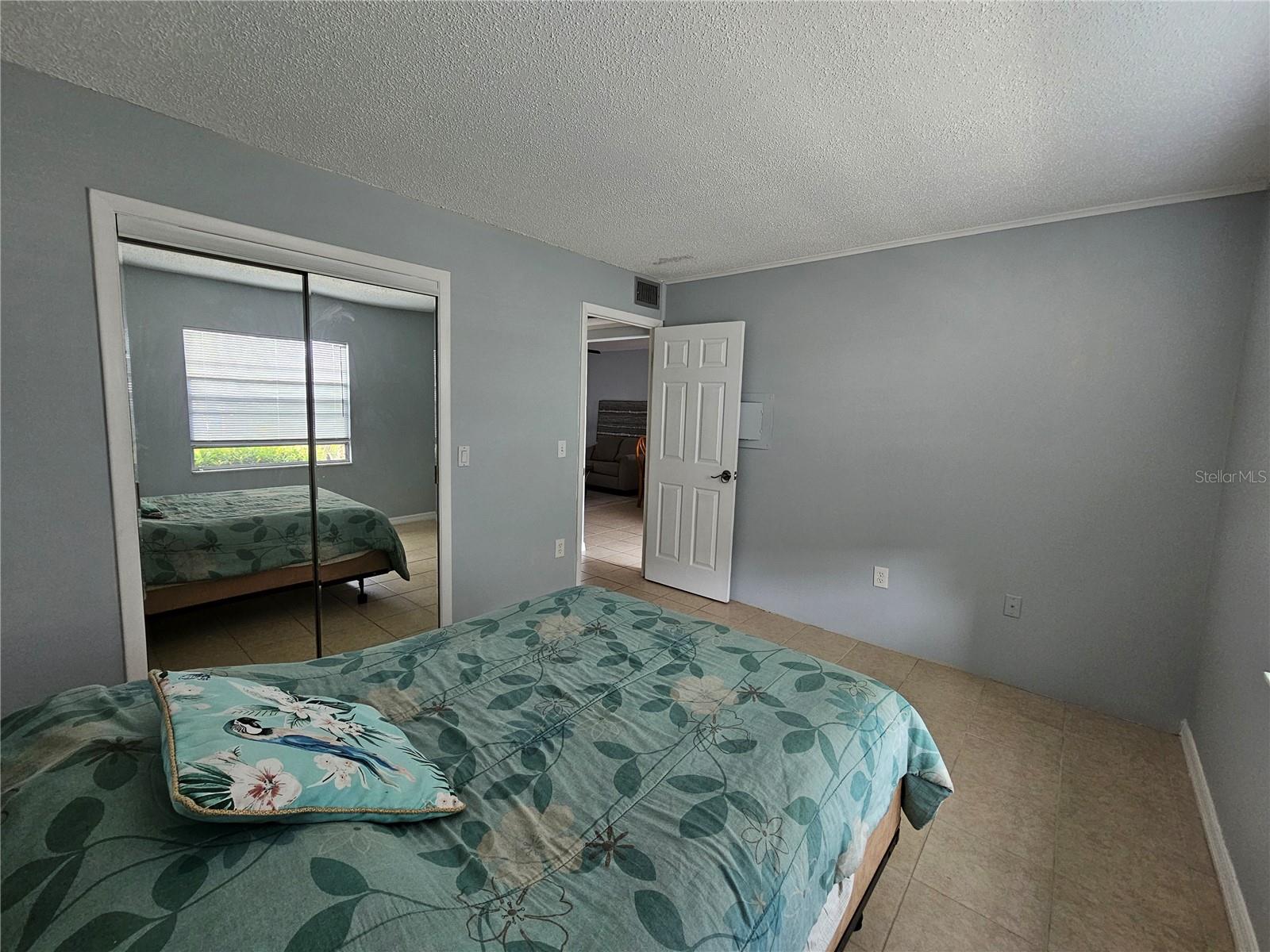13813 Mission Oaks Blvd Property Photo 16