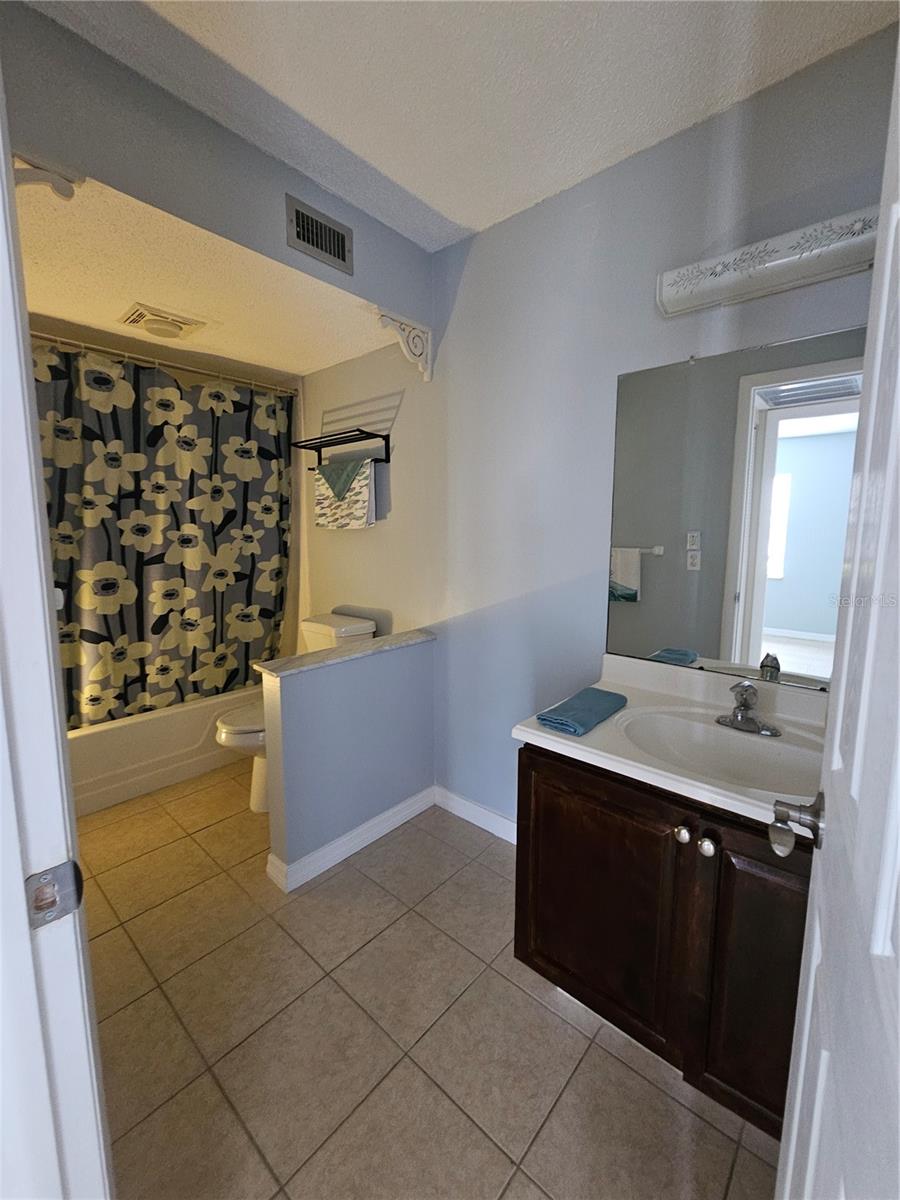 13813 Mission Oaks Blvd Property Photo 17