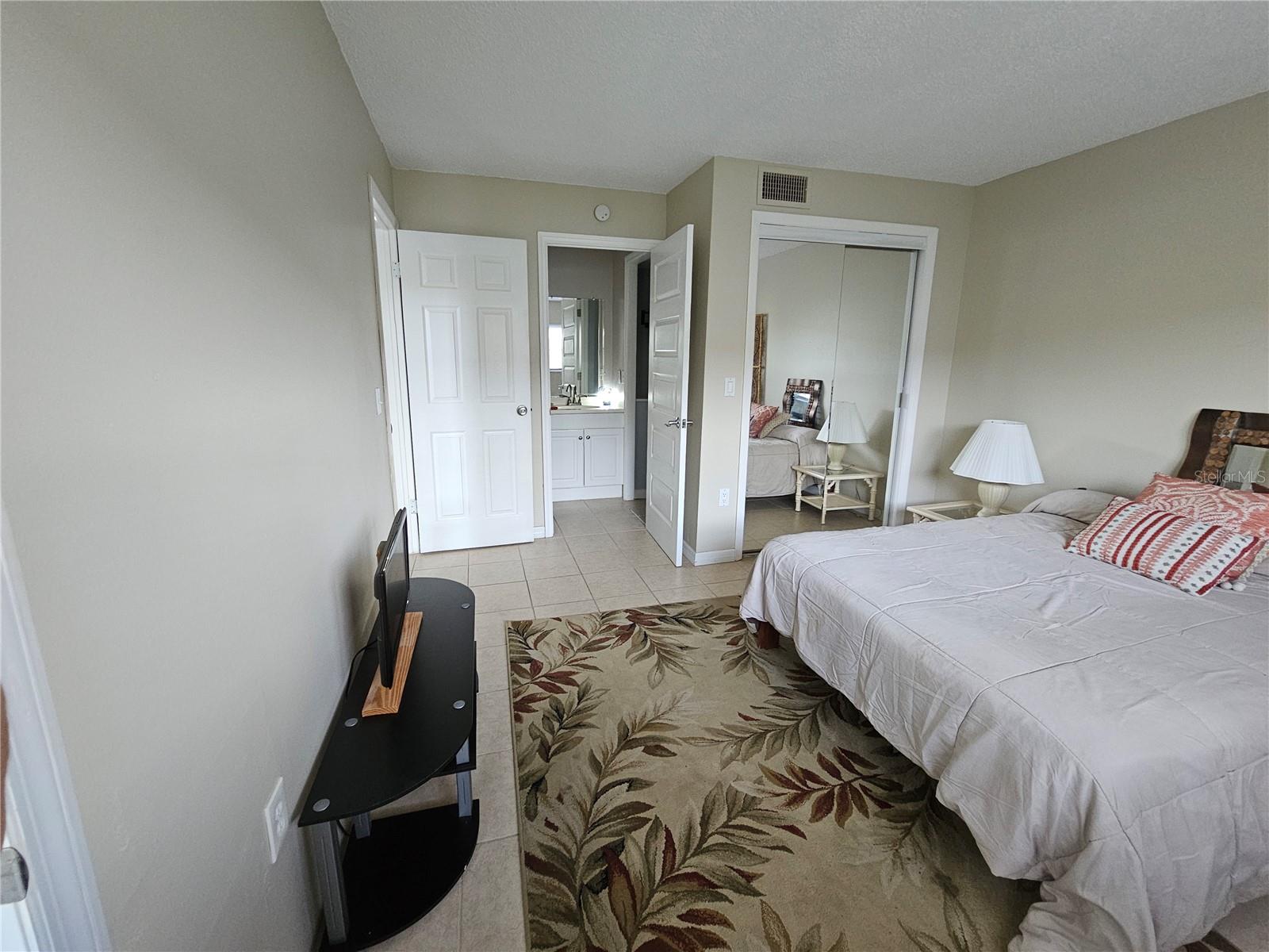 13813 Mission Oaks Blvd Property Photo 20