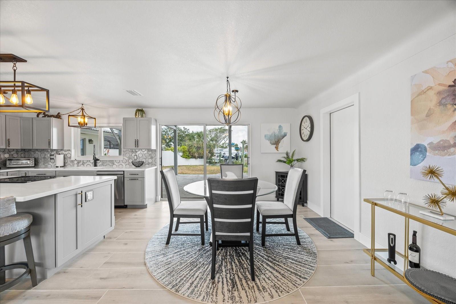 7889 3rd Ave S Property Photo 19