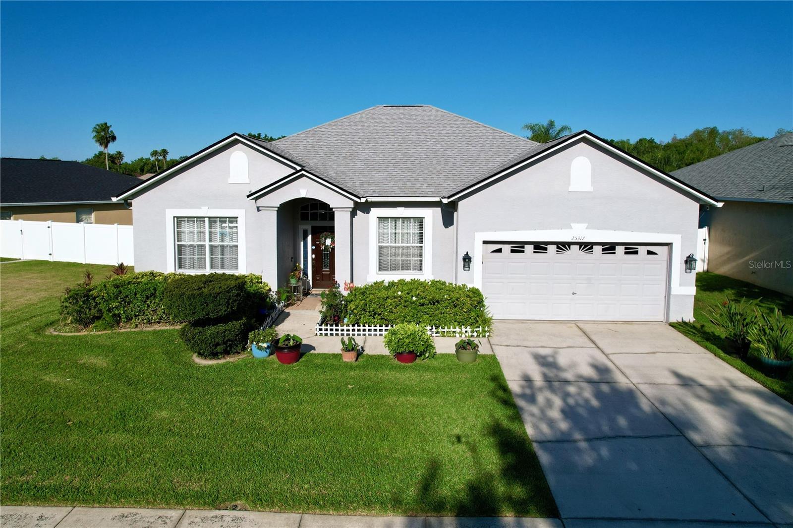 25317 Conestoga Dr Property Photo