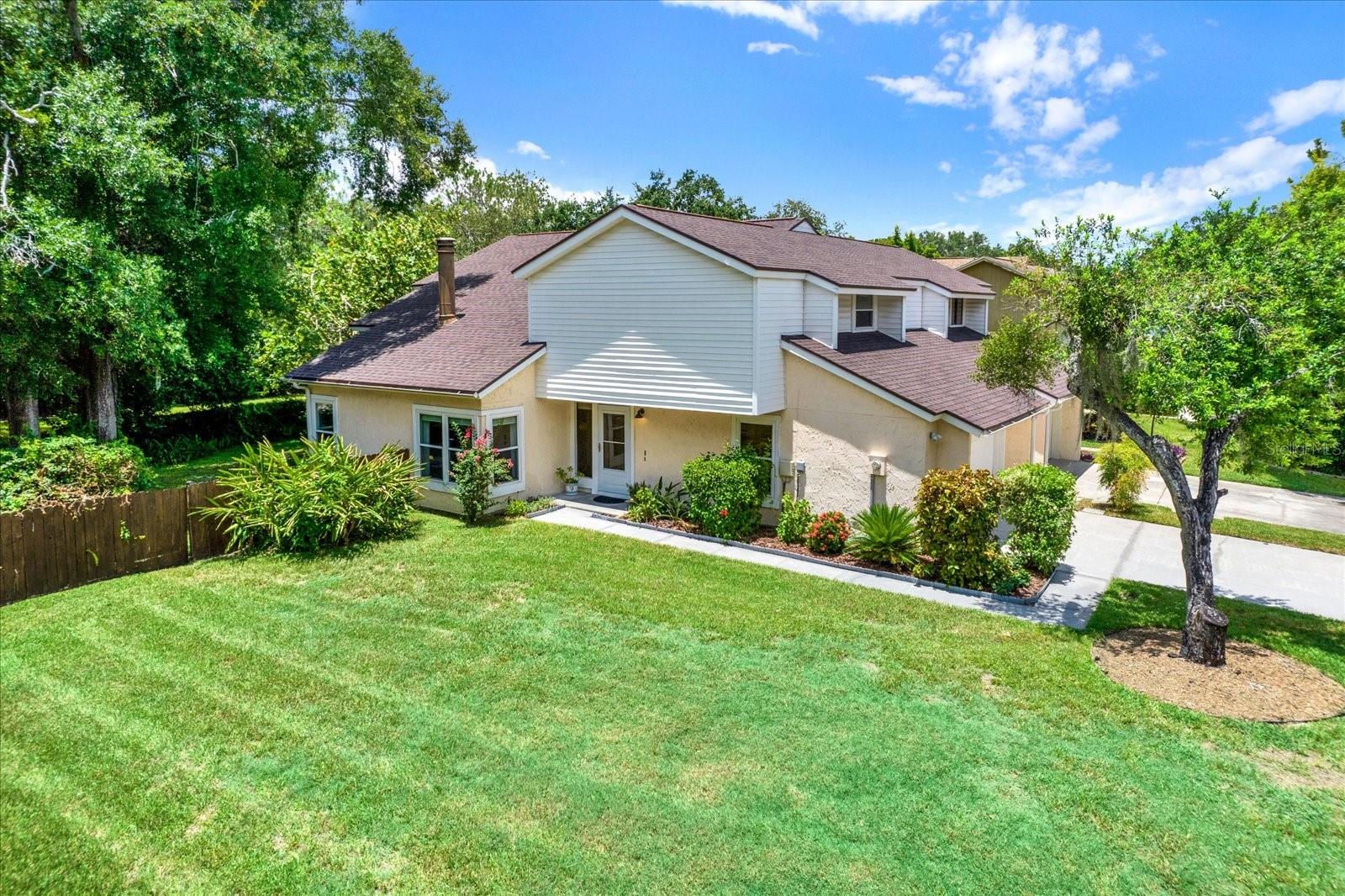 13902 Bardmoor Pl #b Property Photo