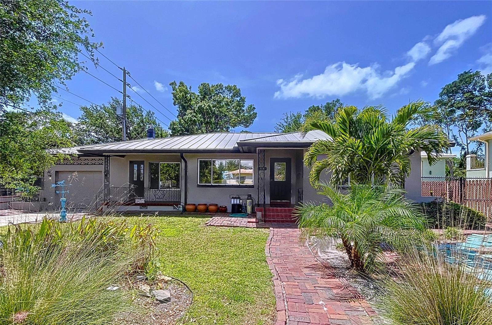 6920 Bougainvilla Ave S Property Photo 1