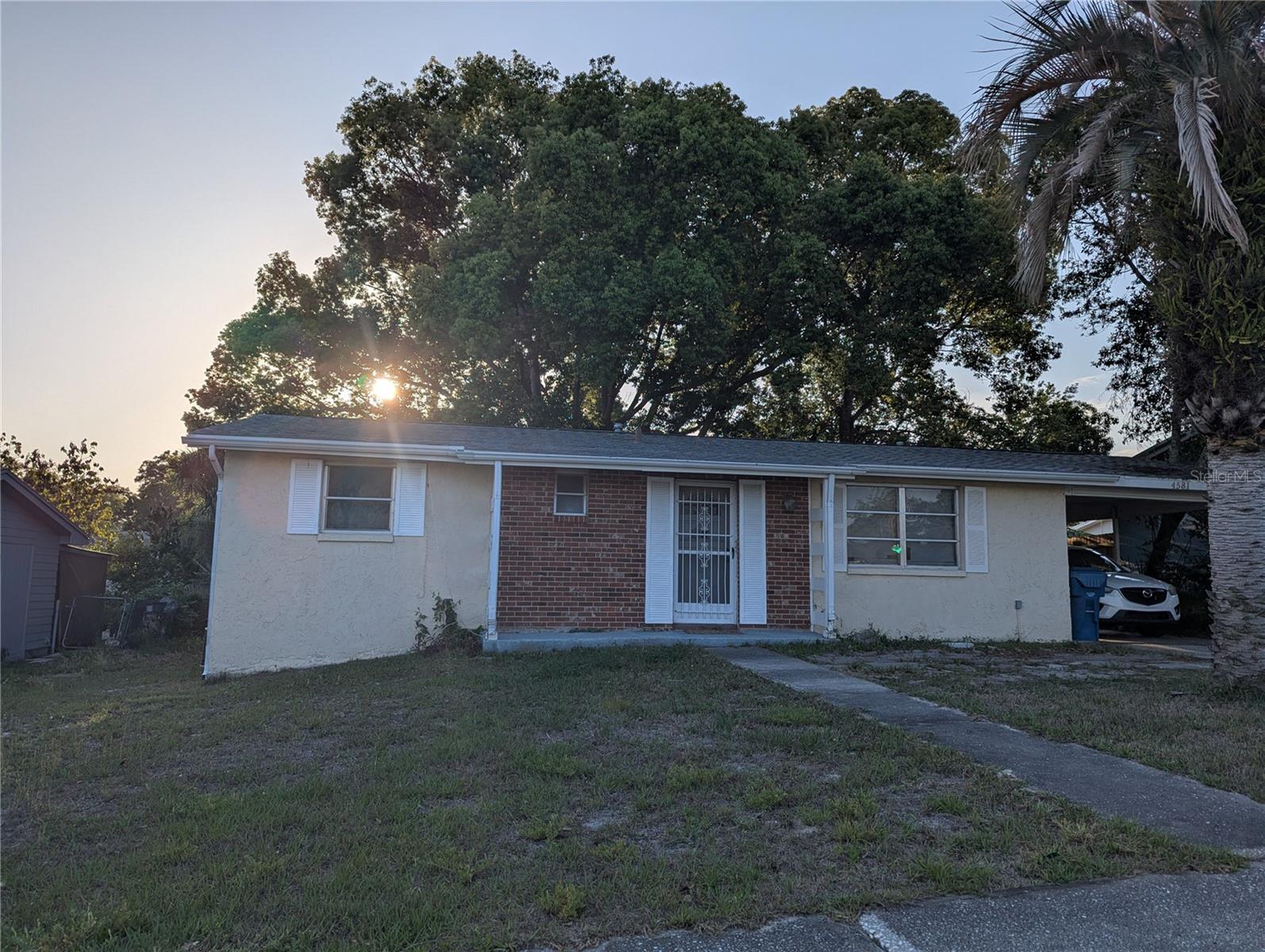 4581 Deltona Blvd Property Photo