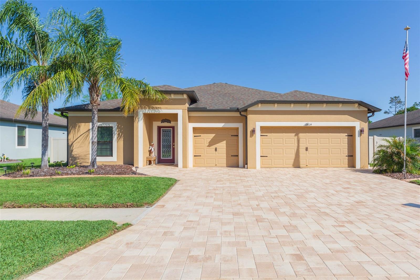 19024 Diego Cir Property Photo