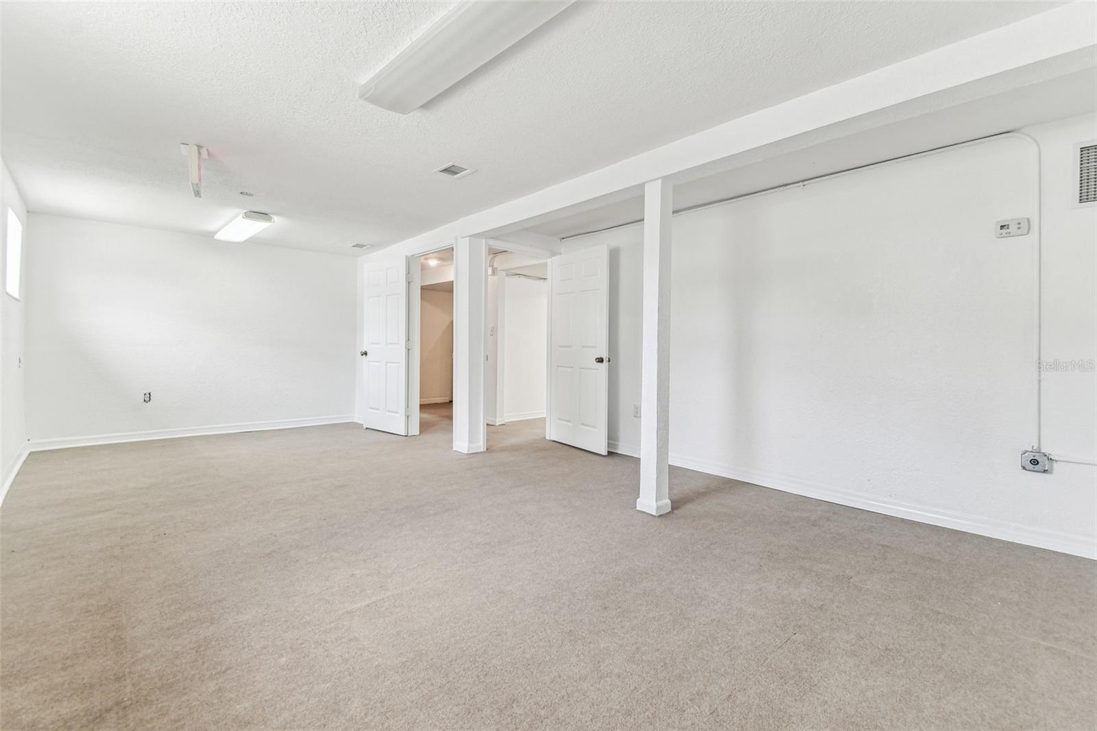 5138 N Florida Ave Property Photo 4
