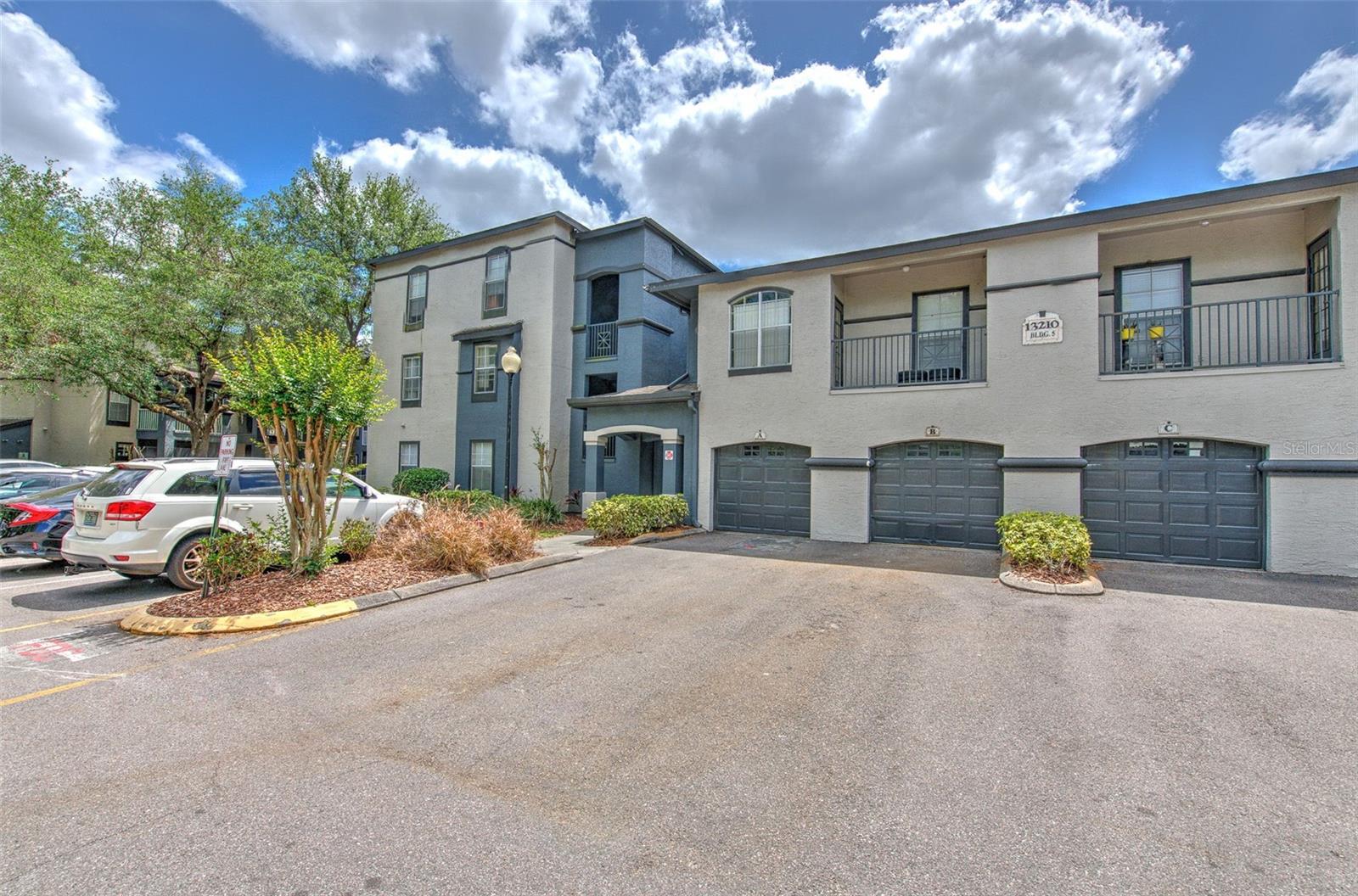 13210 Arbor Isle Dr #207 Property Photo