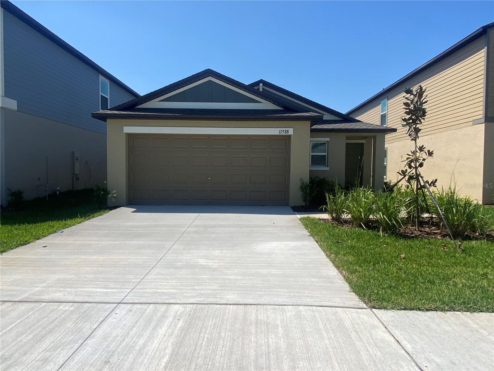 17588 Shirewood Way Property Photo
