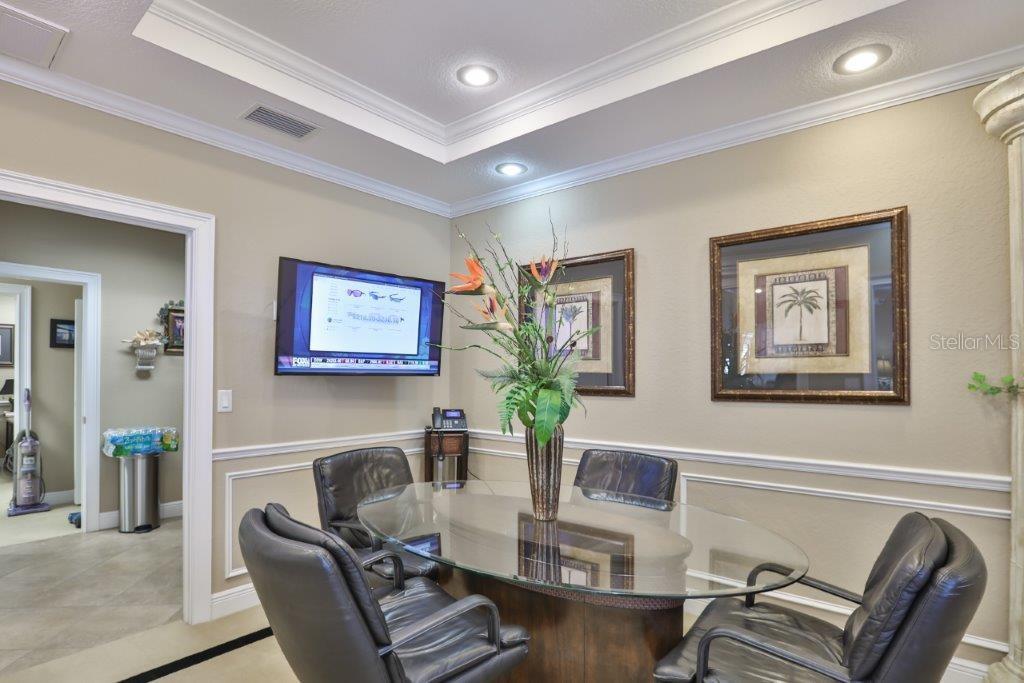 437 Apollo Beach Blvd #f-8 Property Photo 13