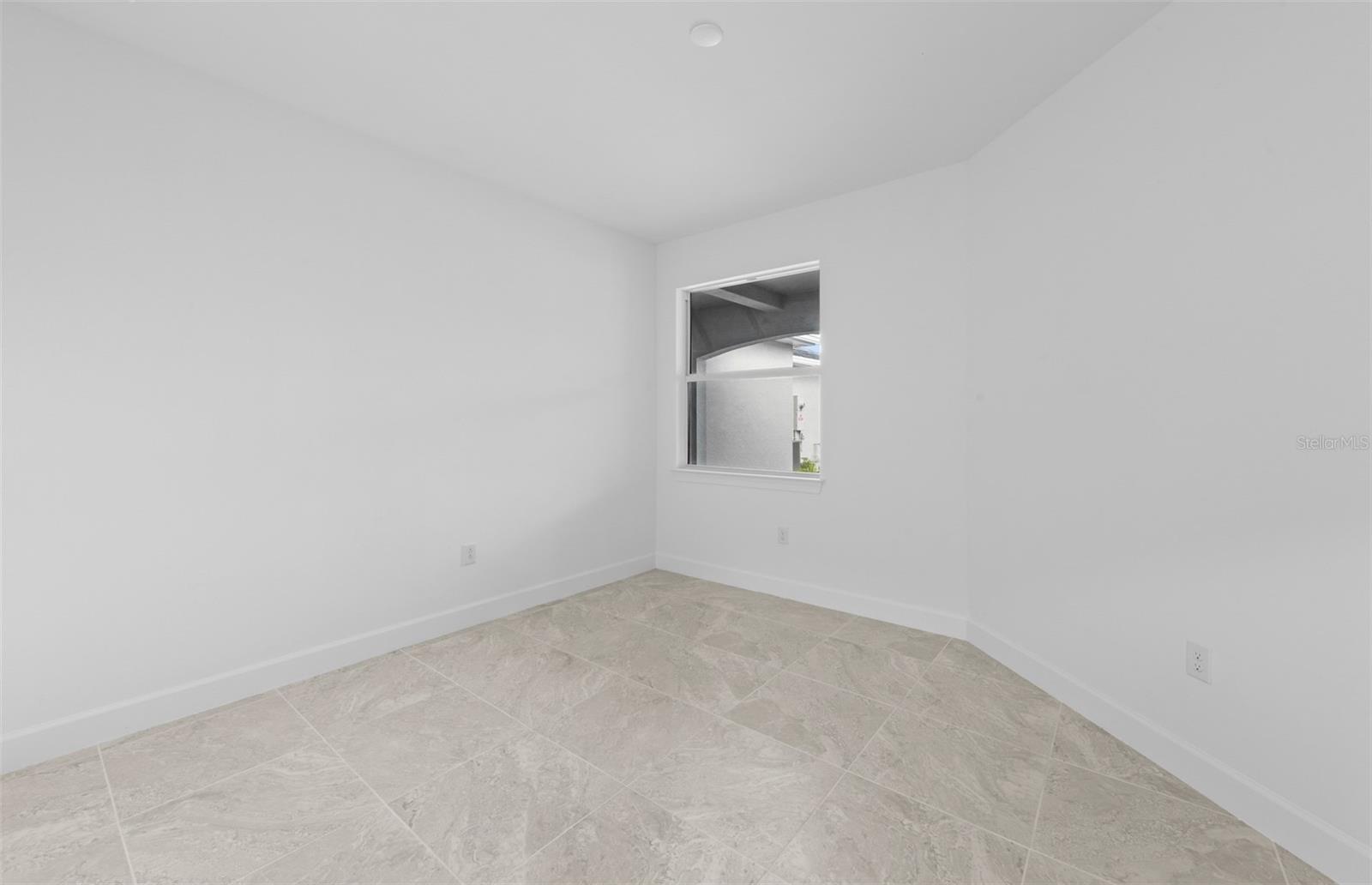 27152 Capri Shores Cir Property Photo 25