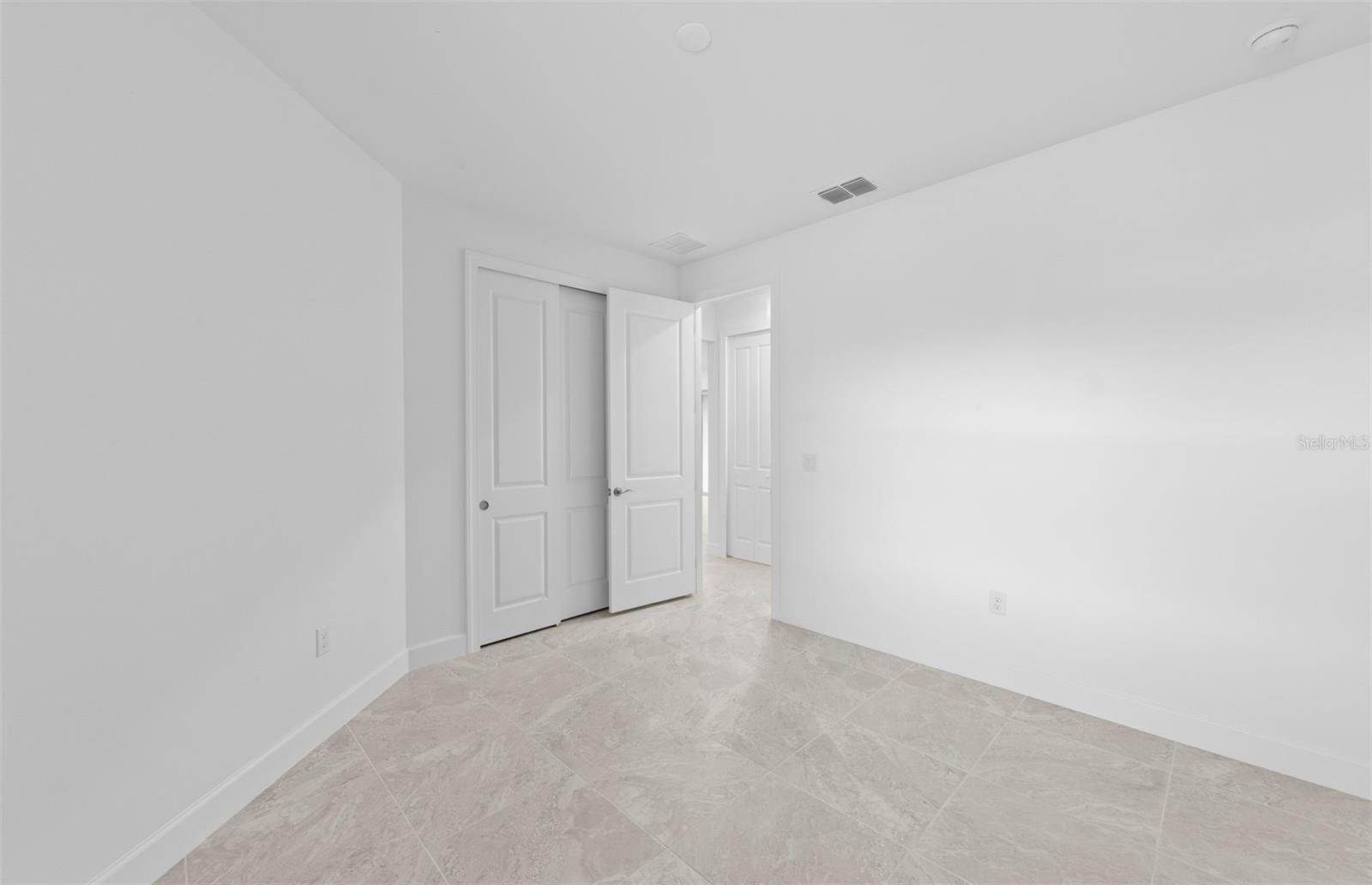27152 Capri Shores Cir Property Photo 26