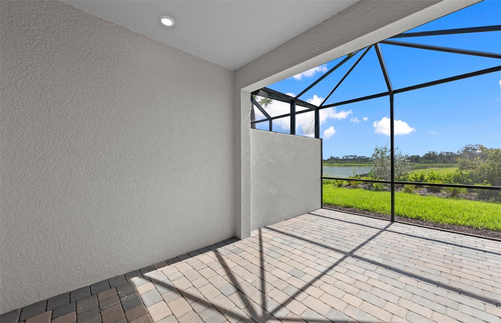 27152 Capri Shores Cir Property Photo 31