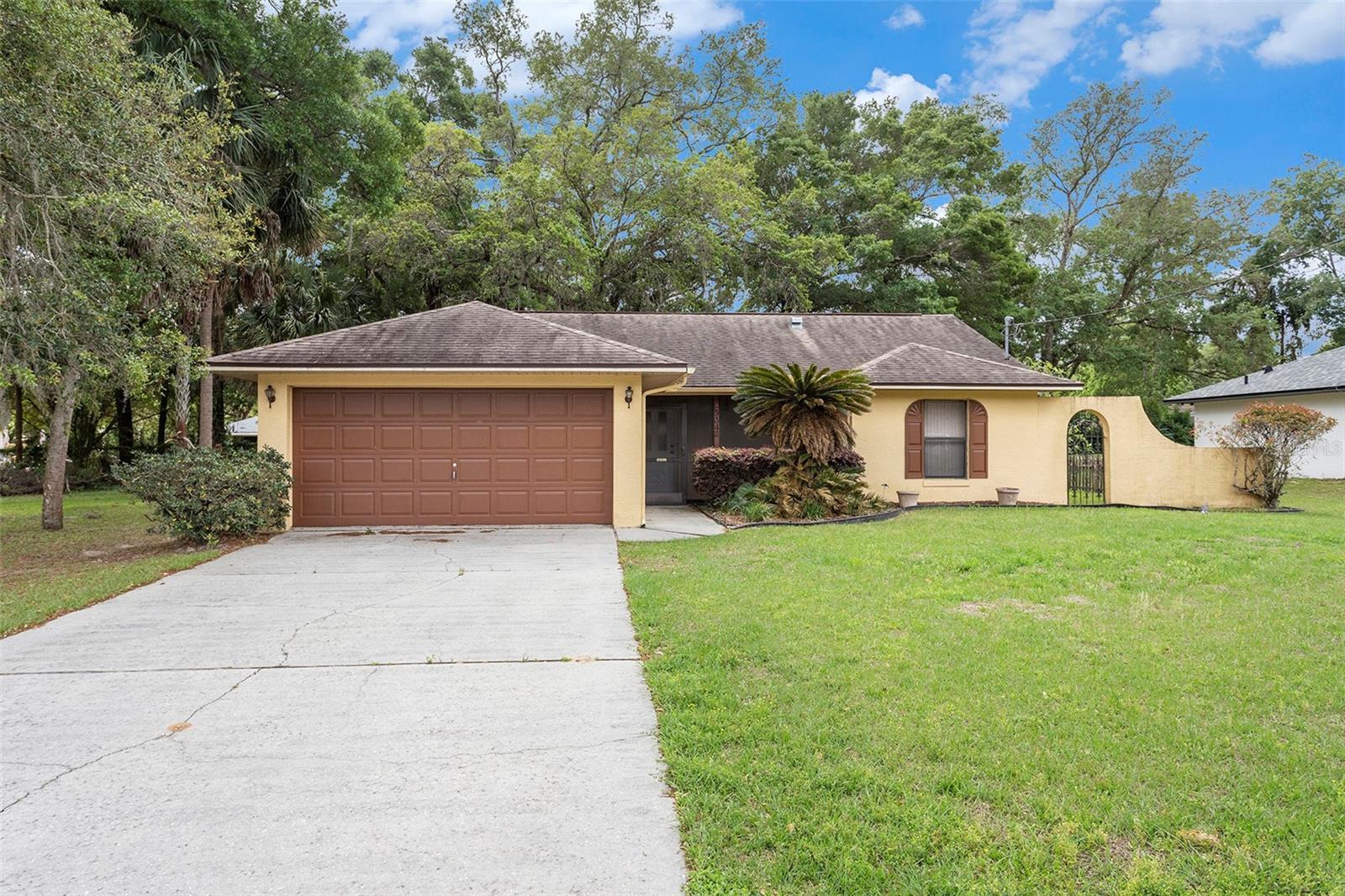 9342 W Marquette Ln Property Photo