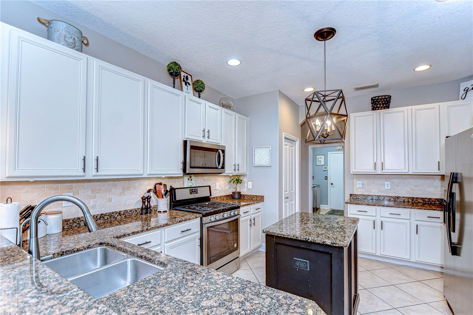 6112 Ibispark Dr Property Photo 11