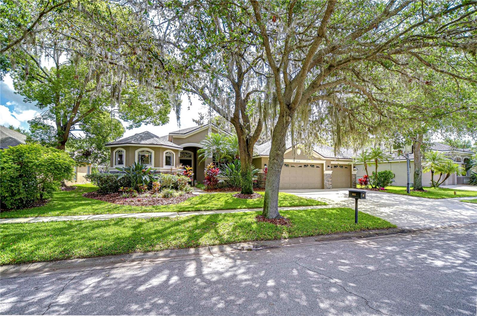 6112 Ibispark Dr Property Photo 44
