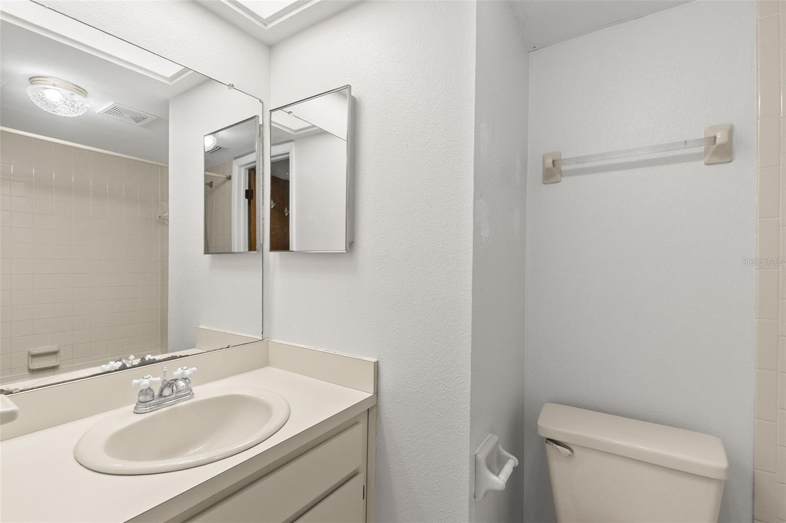 2131 Ridge Rd S #130 Property Photo 14