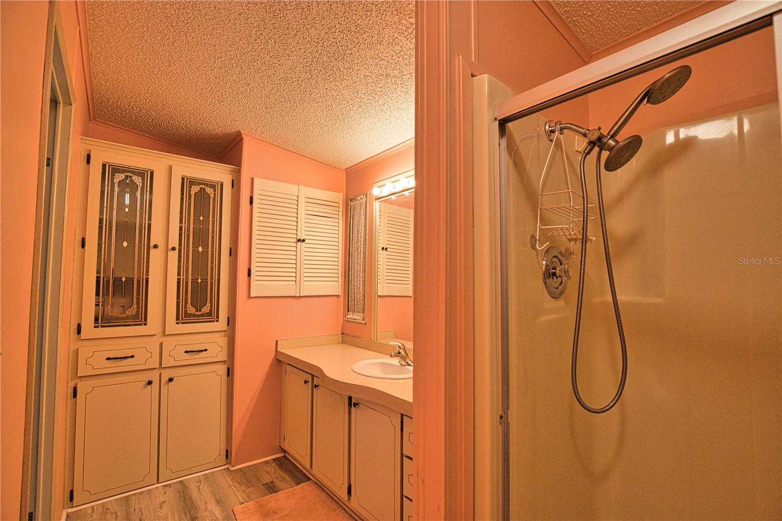 407 Madonna Property Photo 37