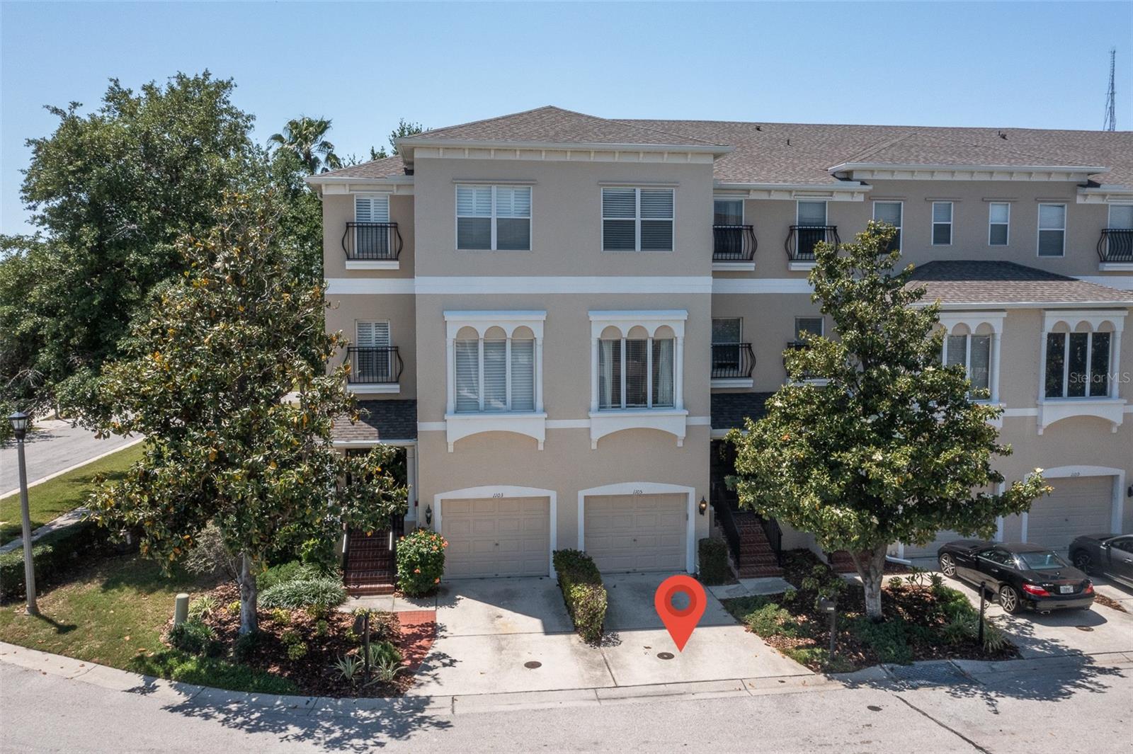 1105 Venetian Harbor Dr Ne Property Photo