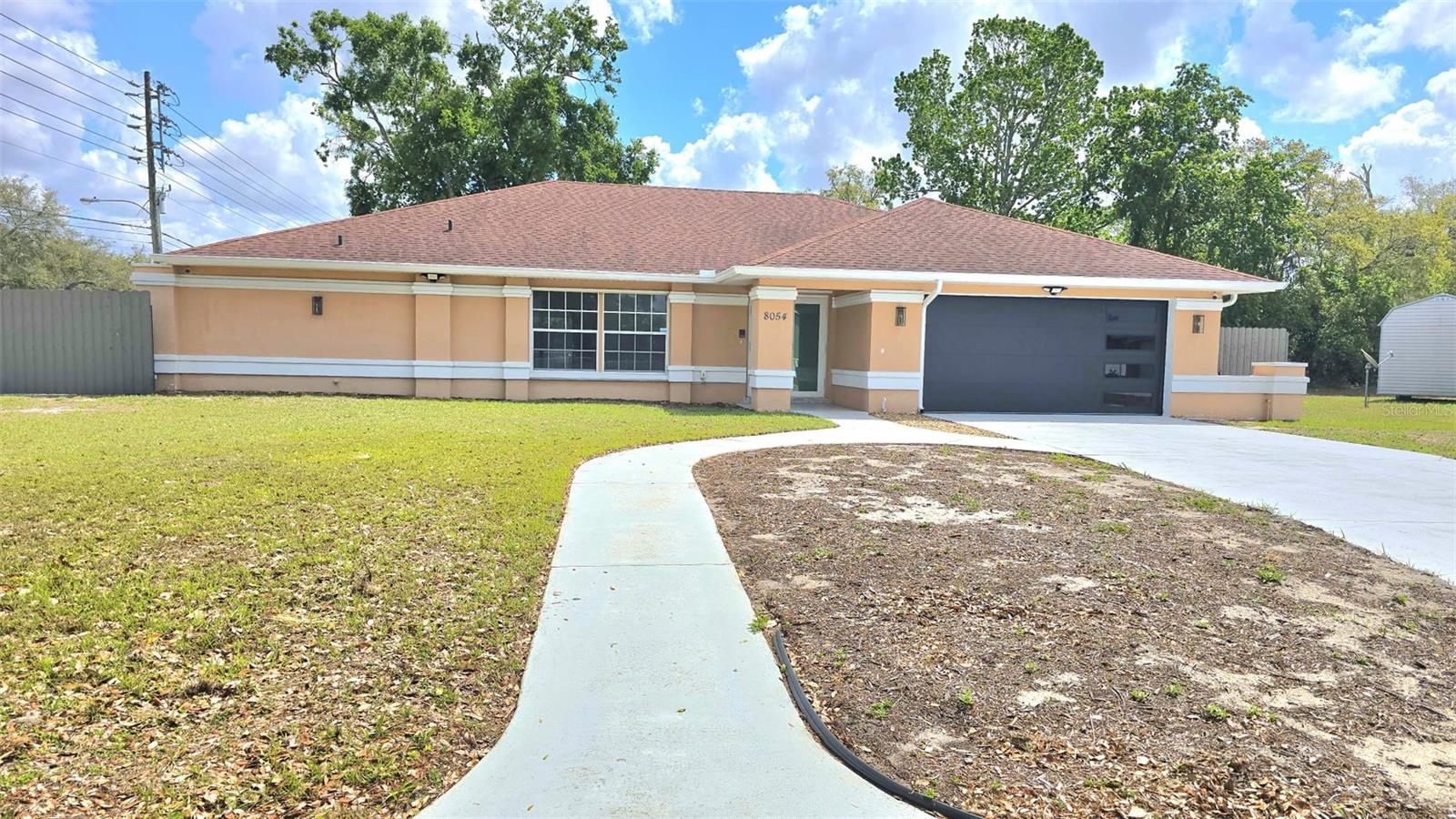 8054 Spring Hill Dr Property Photo