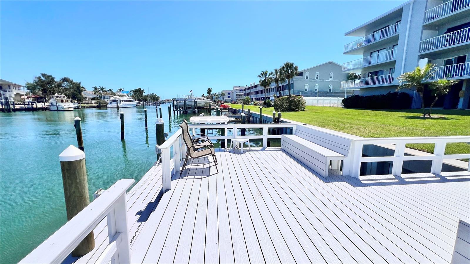 719 Pinellas Bayway S #309 Property Photo