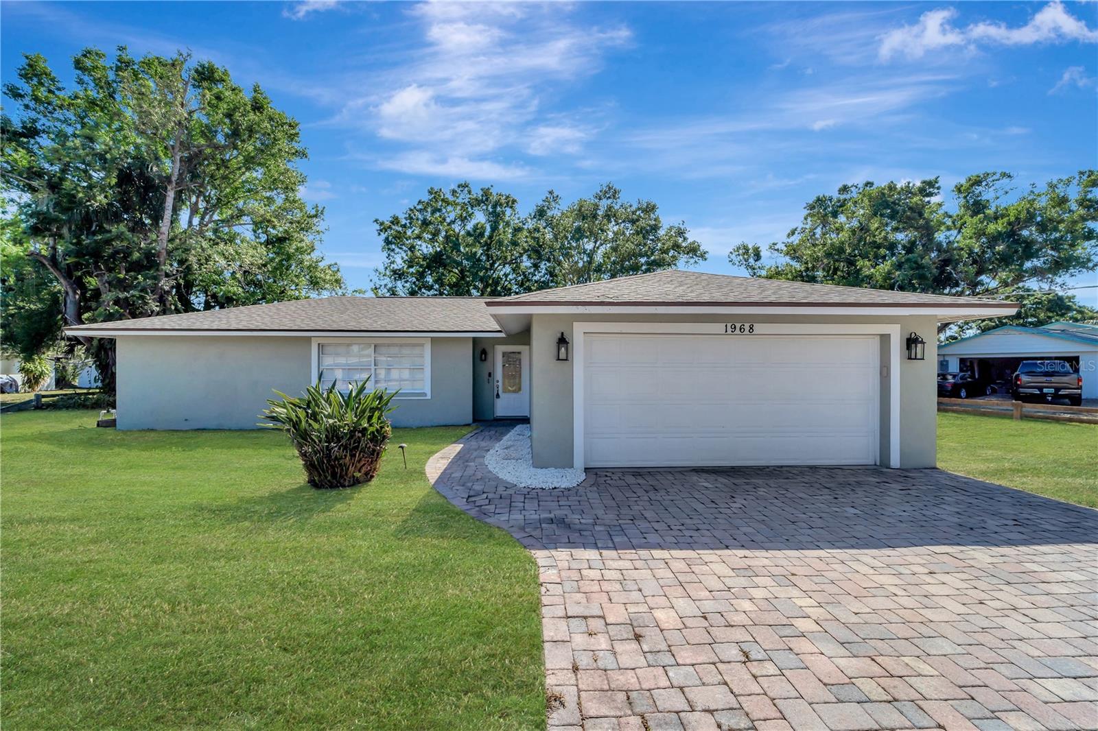 1968 Rolling Green Cir Property Photo