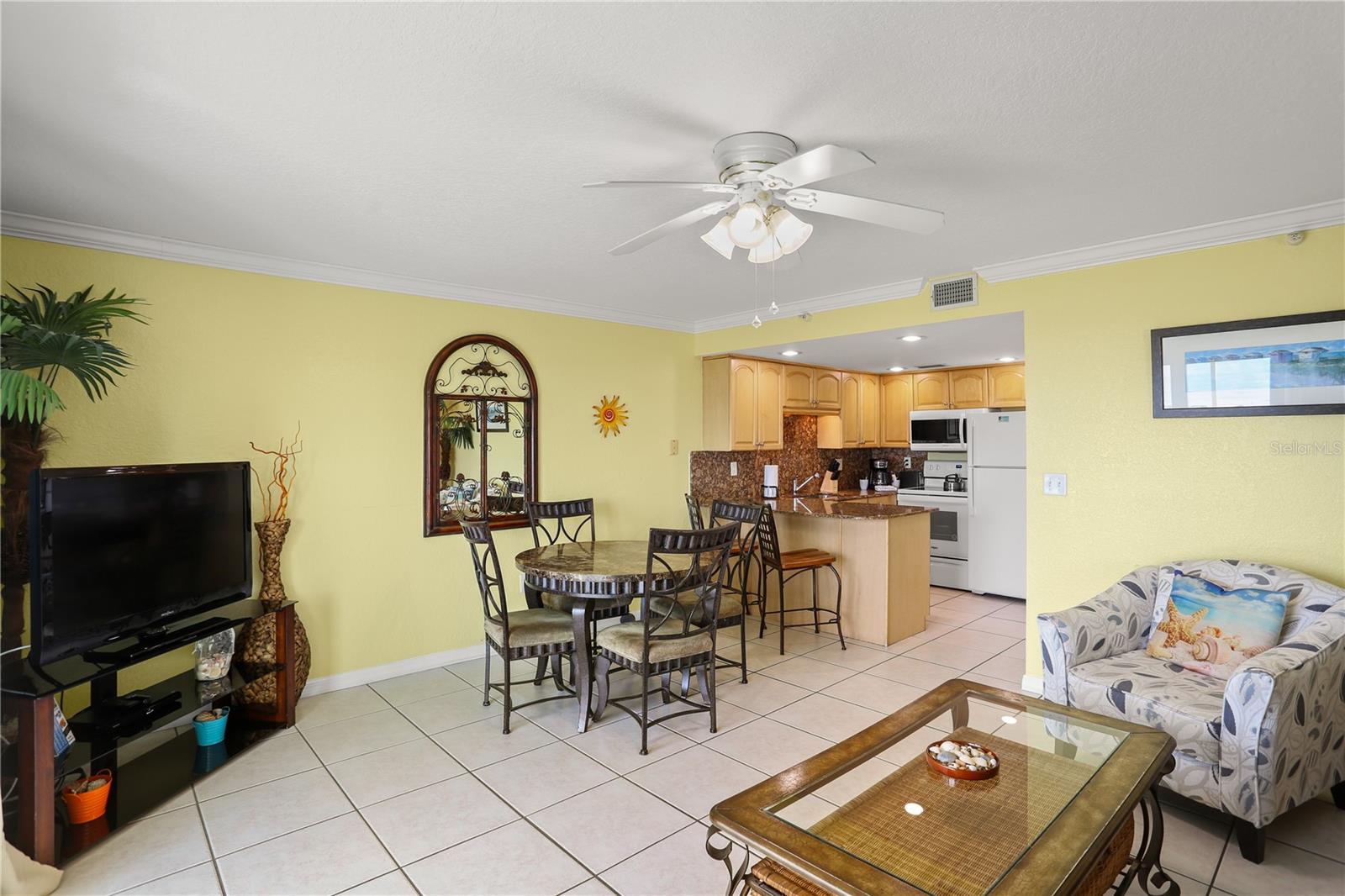 11360 Gulf Blvd #503 Property Photo 13
