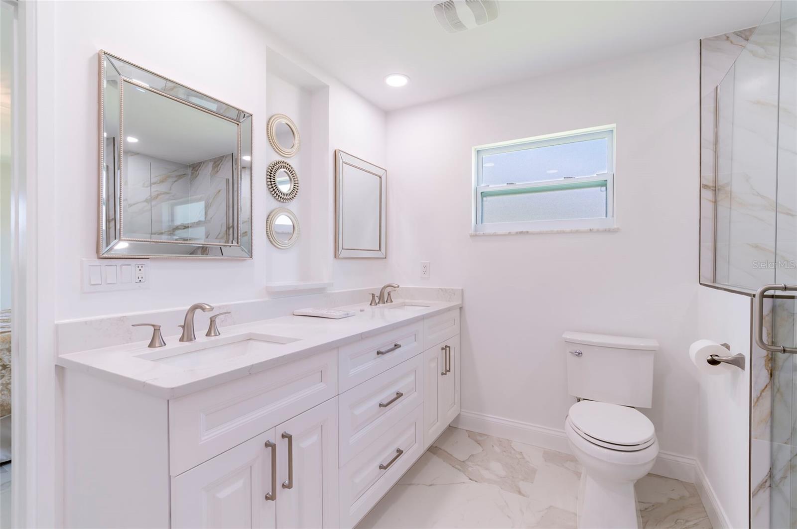 13797 Pinecrest Dr Property Photo 16