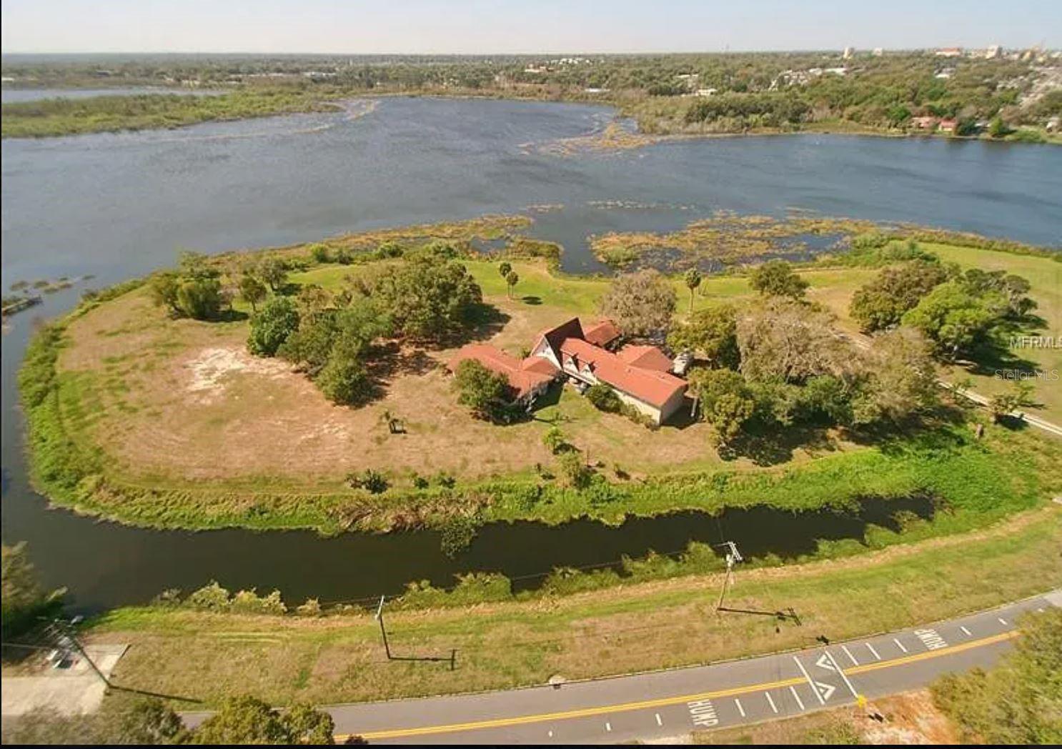 201 Lake Bonny Dr E Property Photo 1