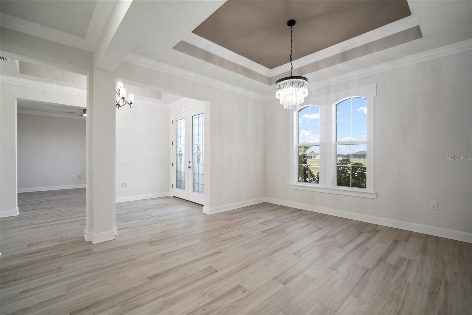 5325 San Remo Cir Property Photo 6
