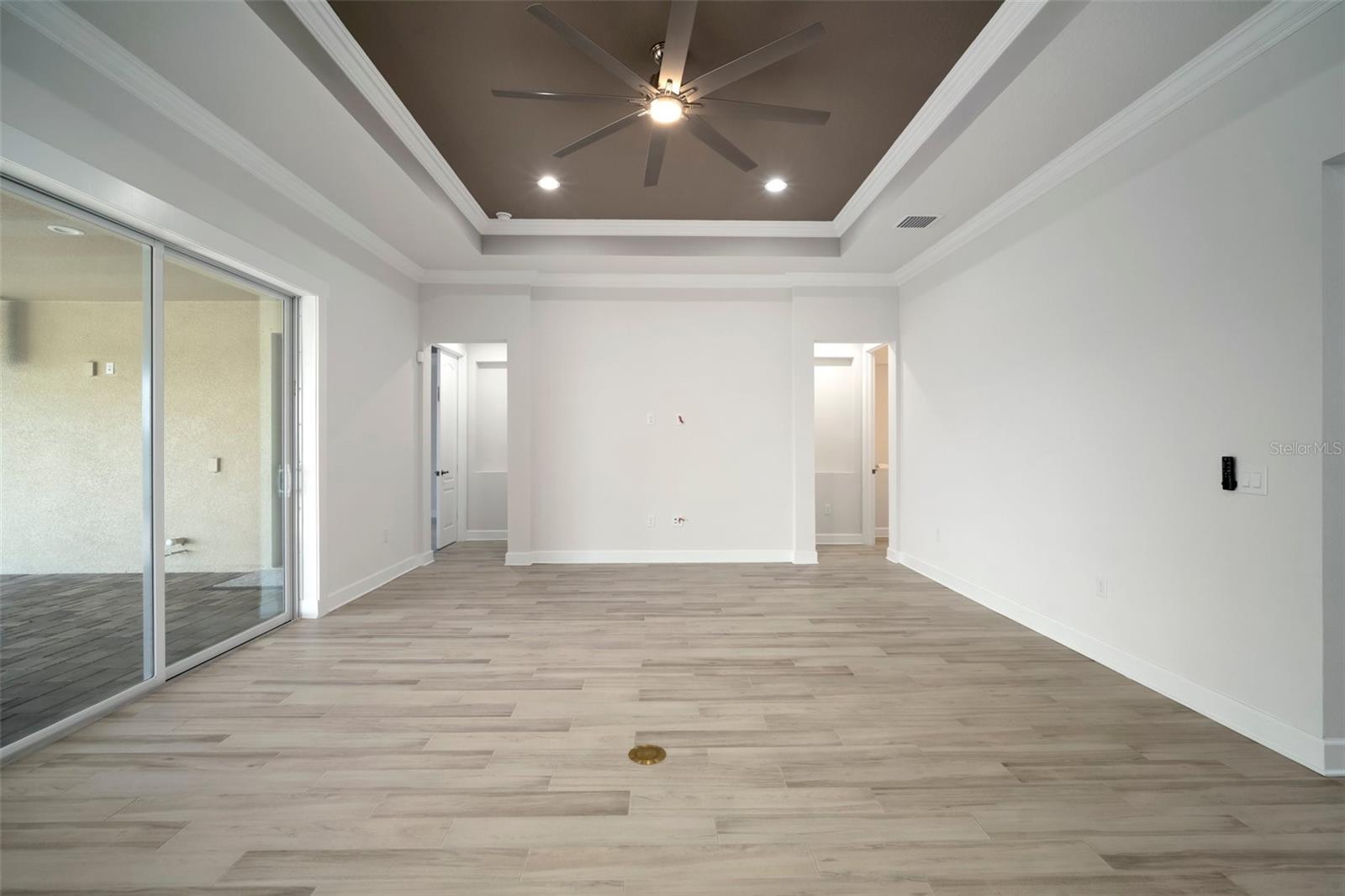 5325 San Remo Cir Property Photo 11