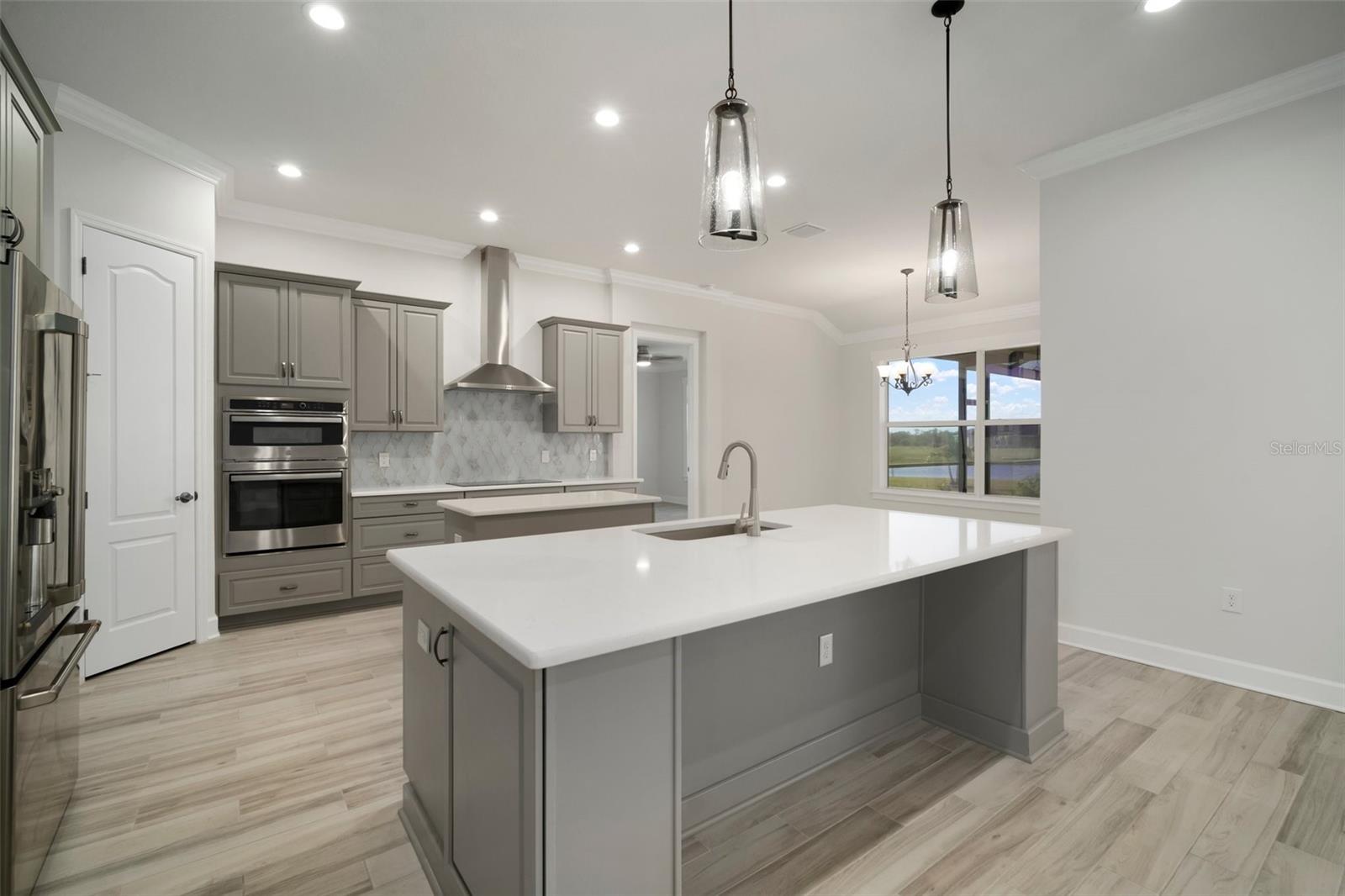 5325 San Remo Cir Property Photo 15