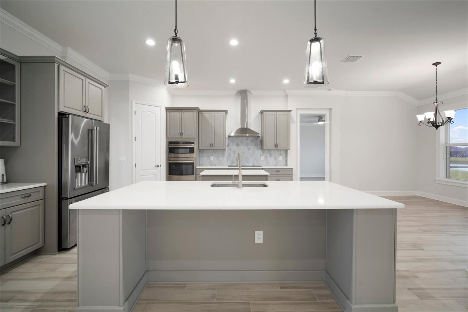 5325 San Remo Cir Property Photo 16