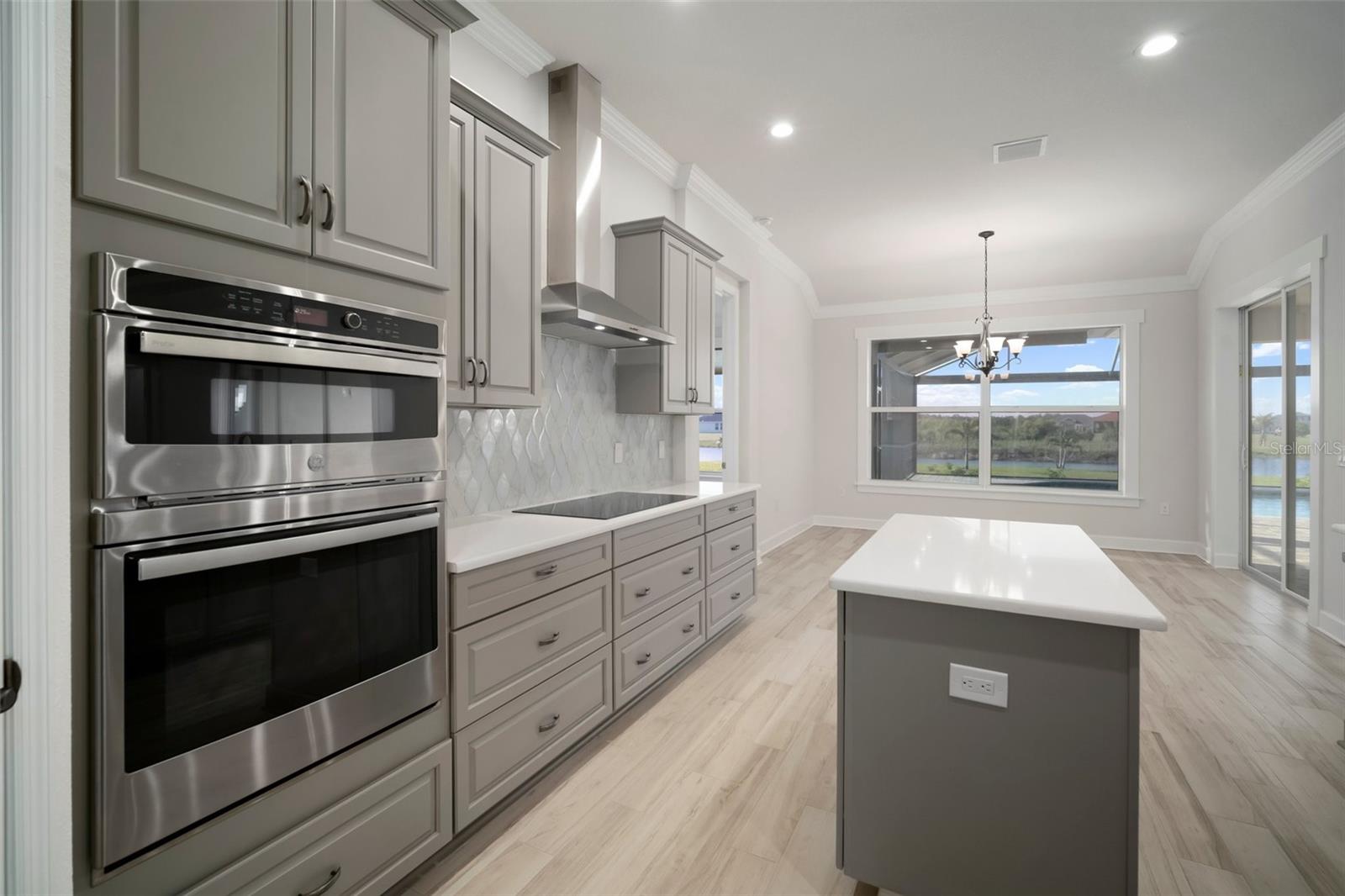 5325 San Remo Cir Property Photo 21