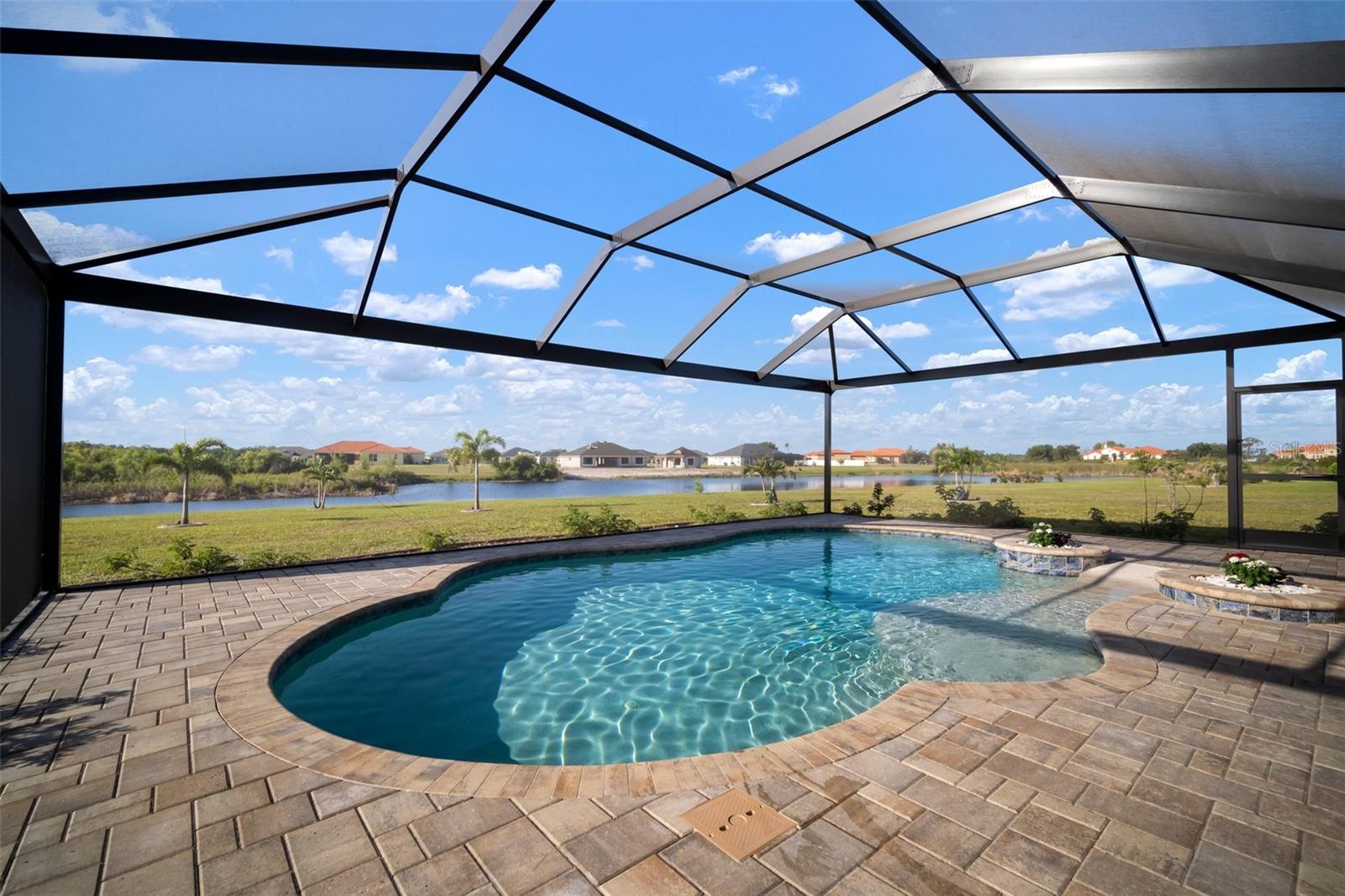 5325 San Remo Cir Property Photo 54