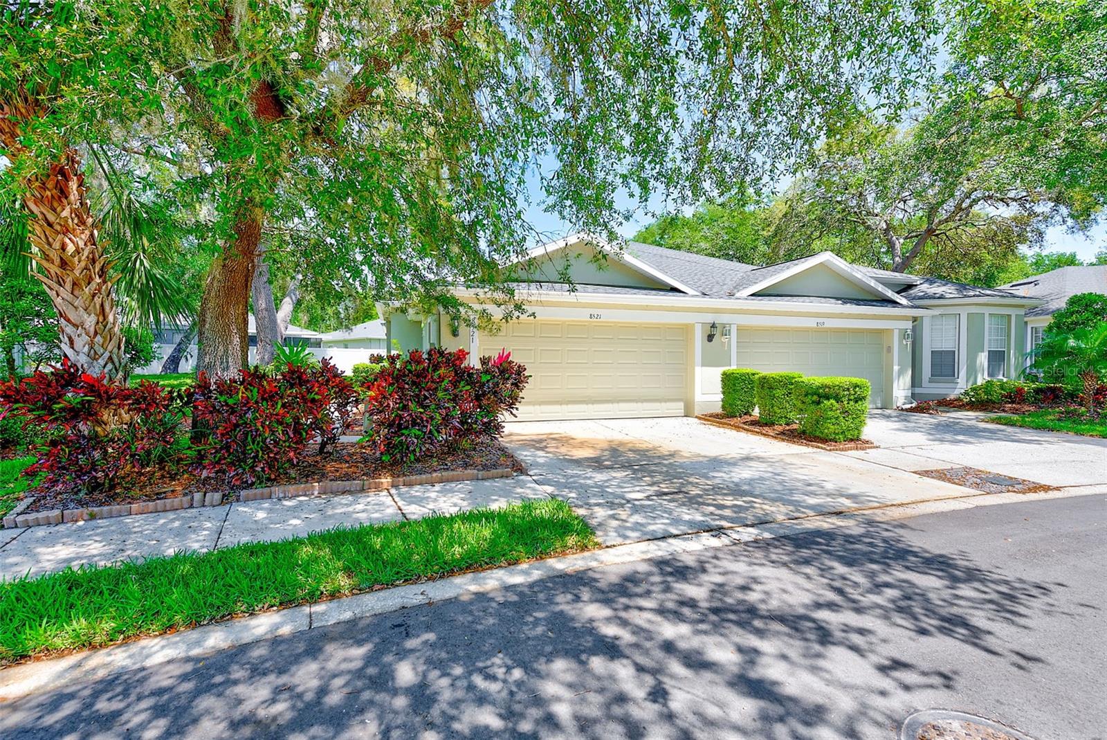 8521 Acorn Ridge Ct Property Photo