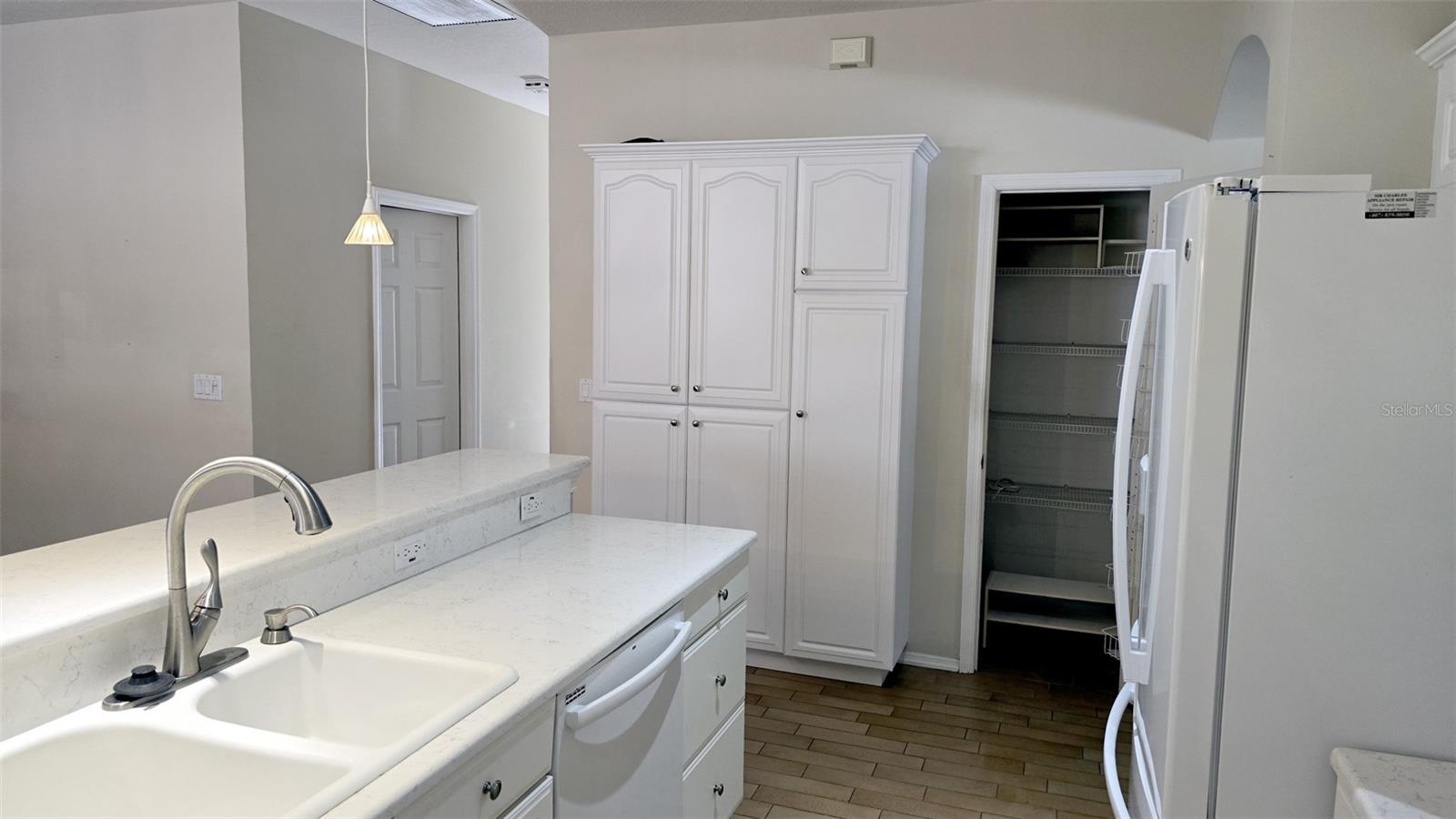 130 Redtail Pl Property Photo 9