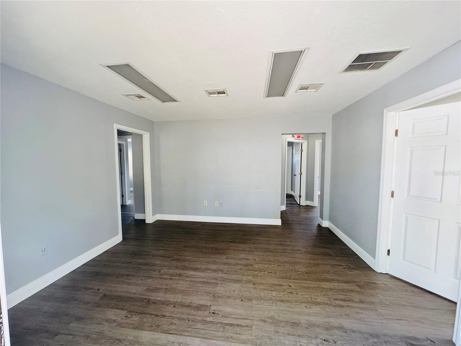 7901 N Nebraska Ave #100 Property Photo 3
