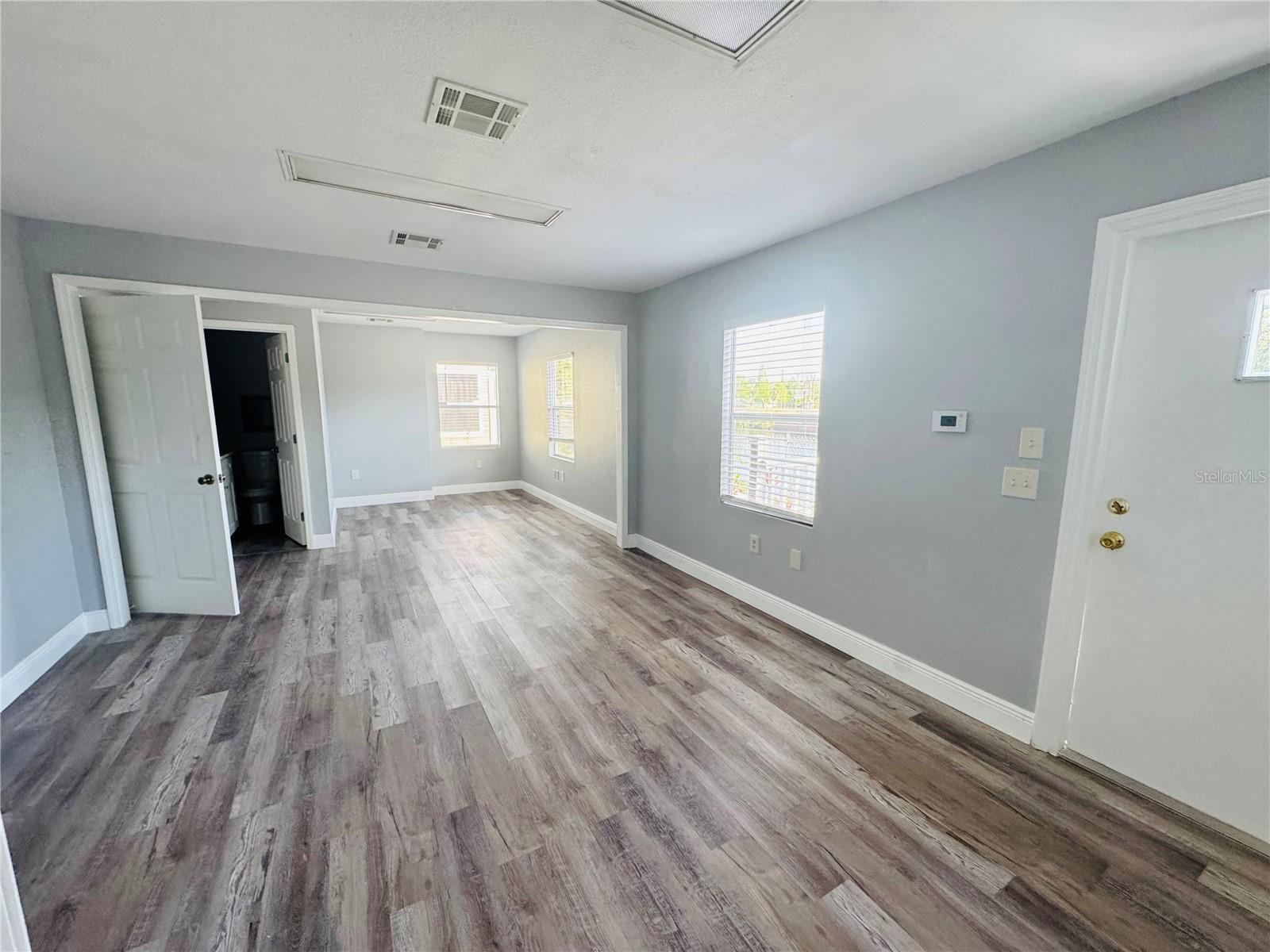 7901 N Nebraska Ave #100 Property Photo 8