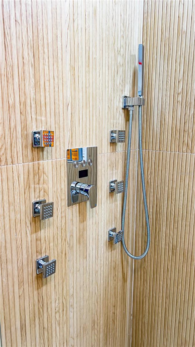 1315 Olympia Park Cir Property Photo 39