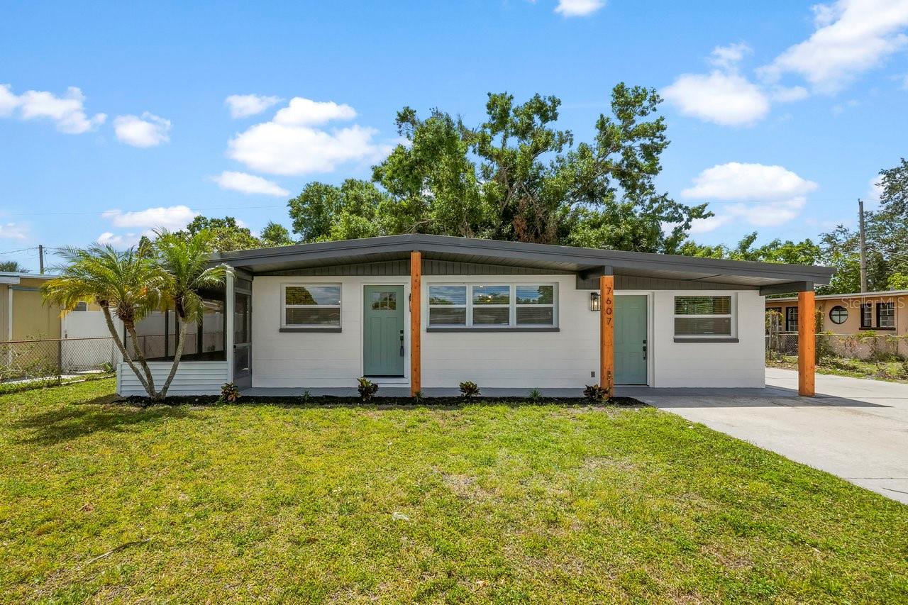 7607 Lavender Ln Property Photo 1