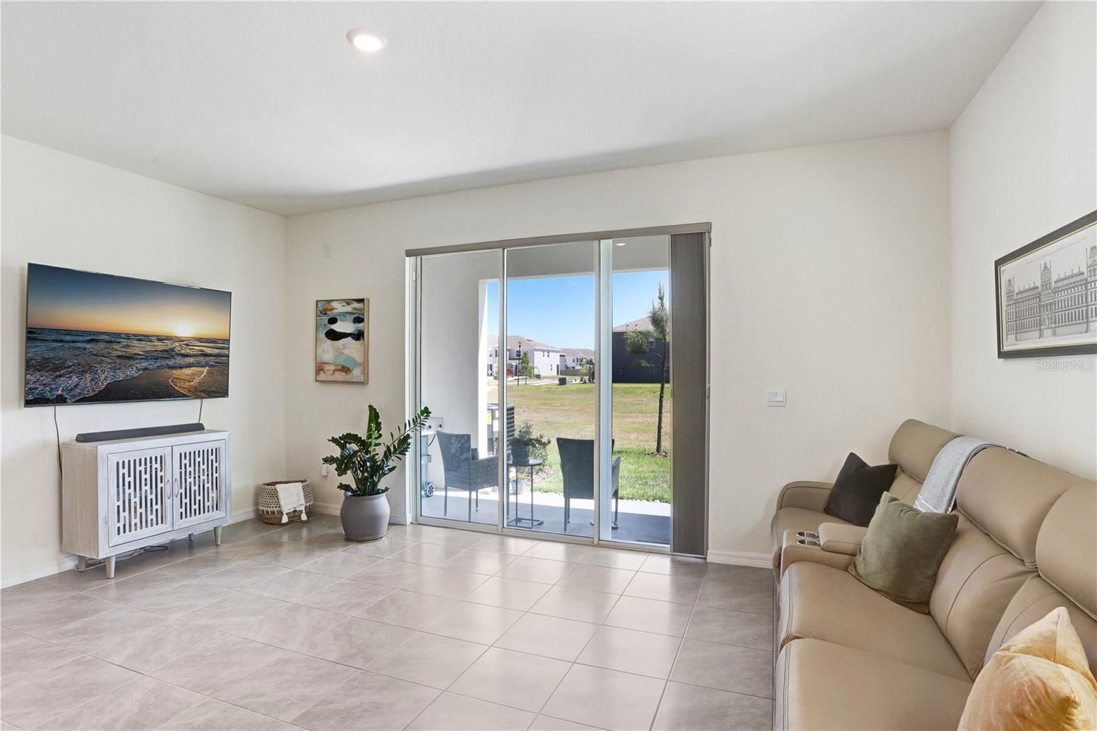 32978 Tulip Petal Ln Property Photo 10
