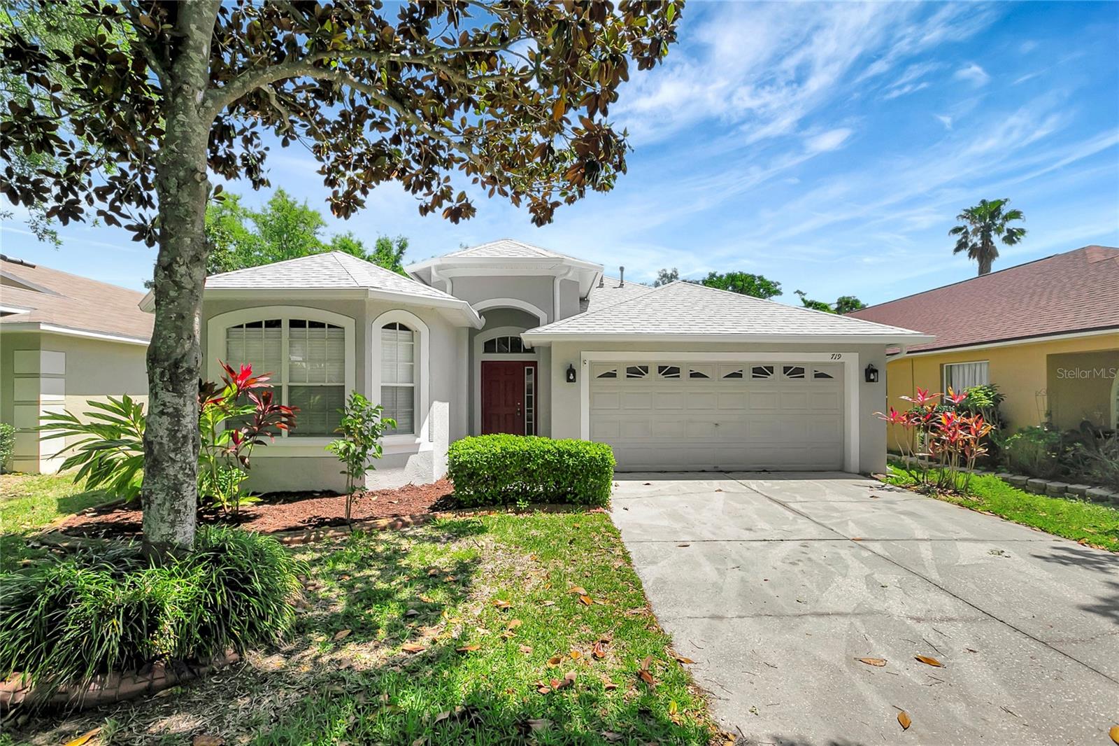719 Straw Lake Dr Property Photo