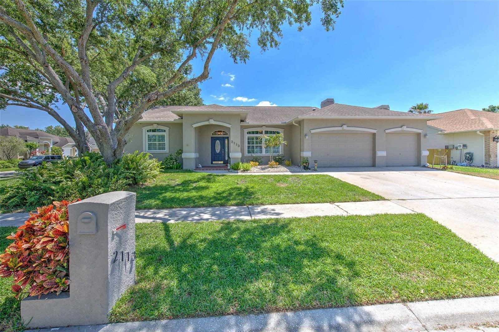 2113 Golf Manor Blvd Property Photo